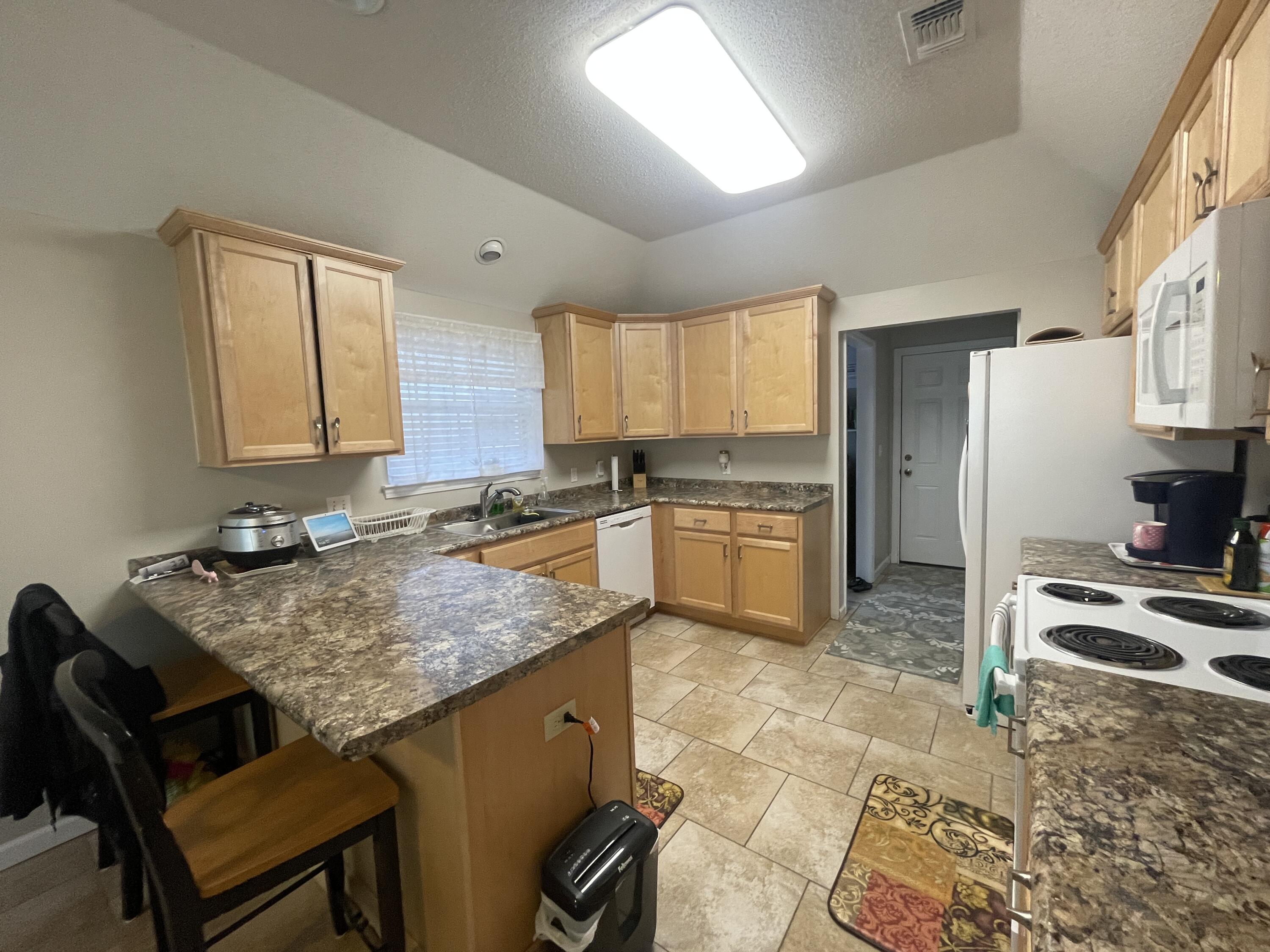 CROSSWINDS 2ND ADDN - Residential Lease