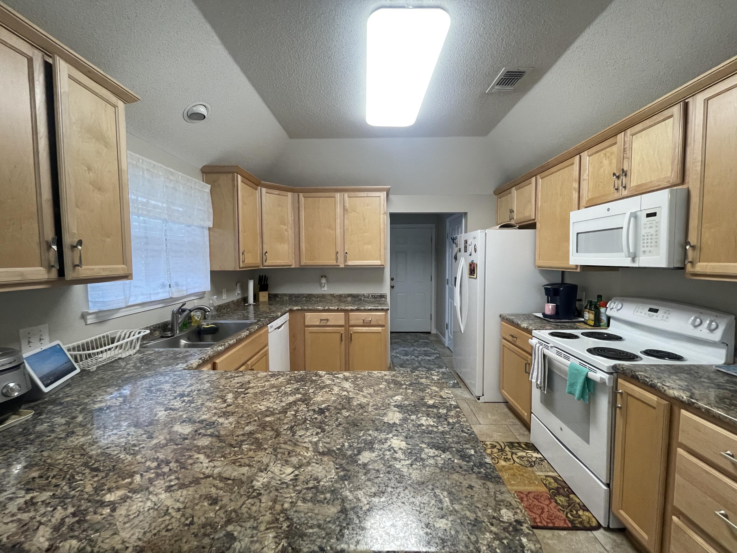 CROSSWINDS 2ND ADDN - Residential Lease