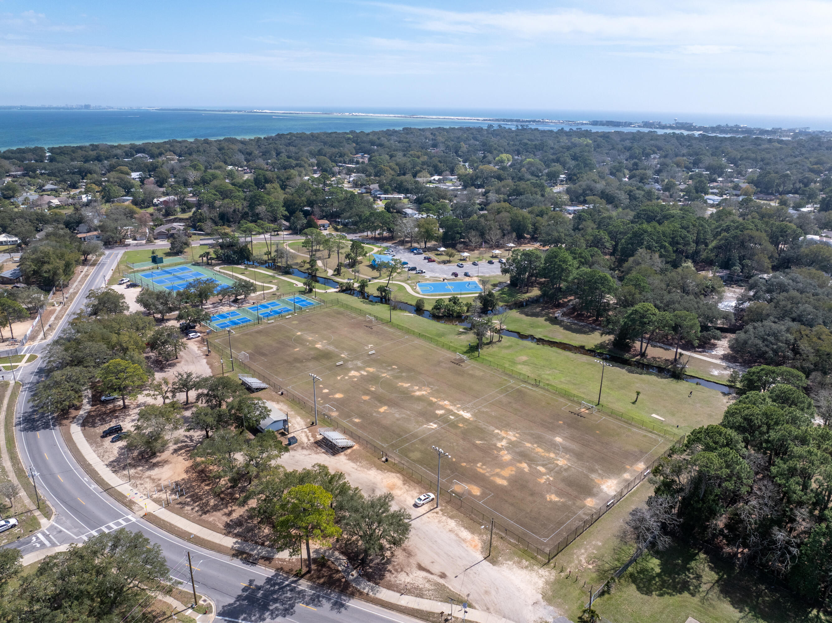 BAYSHORE PARK UNIT 3 - Residential