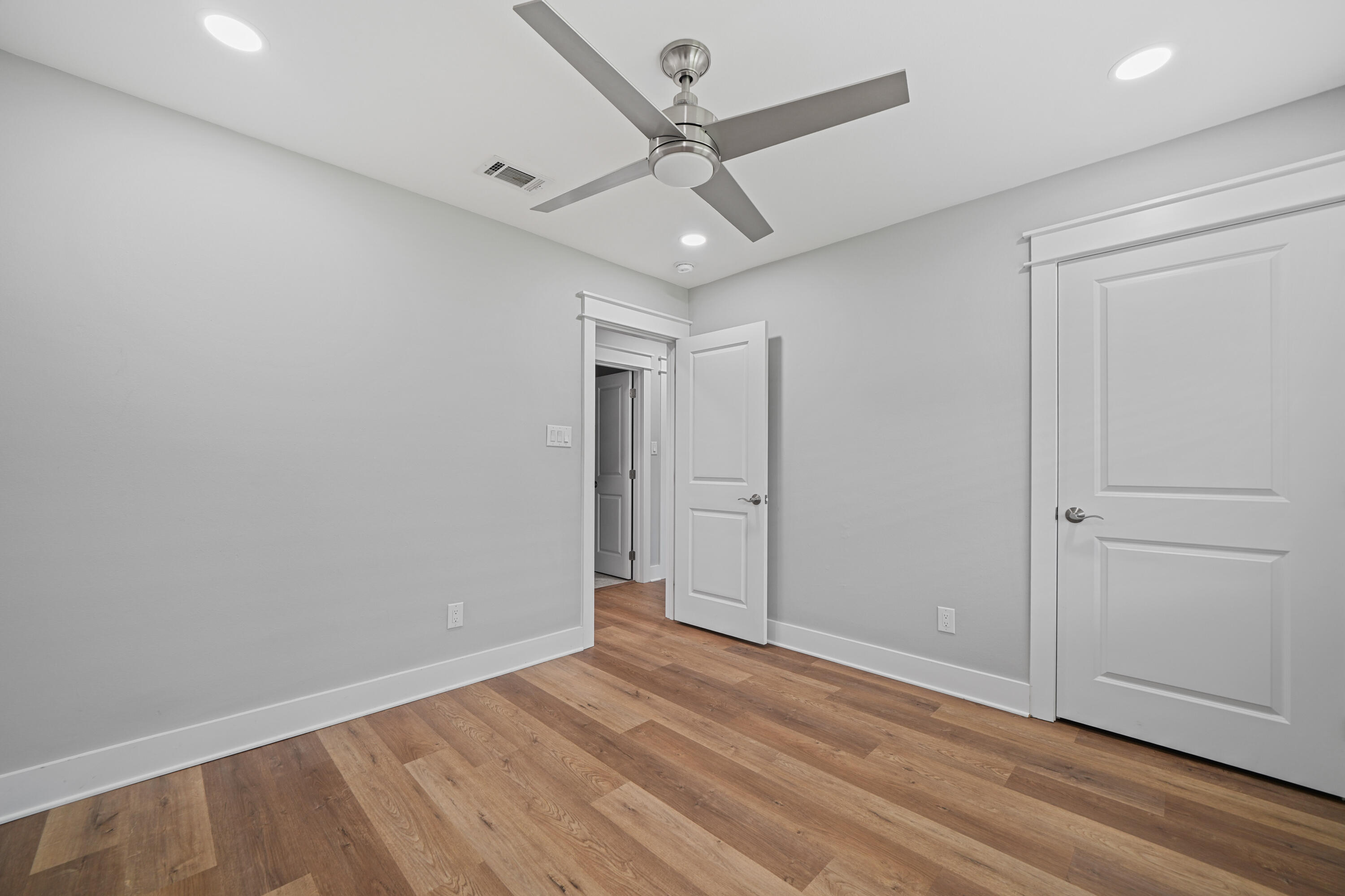 BAYSHORE PARK UNIT 3 - Residential