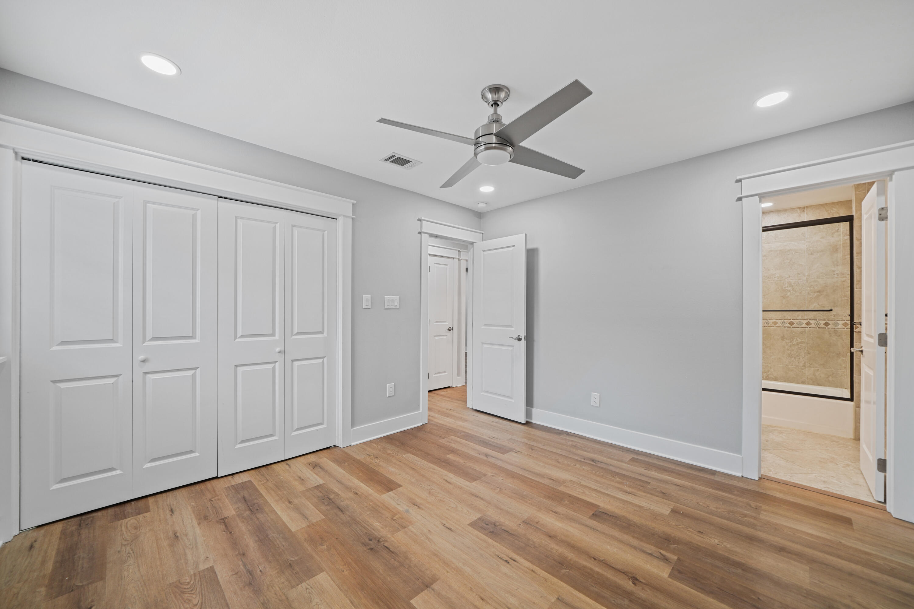 BAYSHORE PARK UNIT 3 - Residential