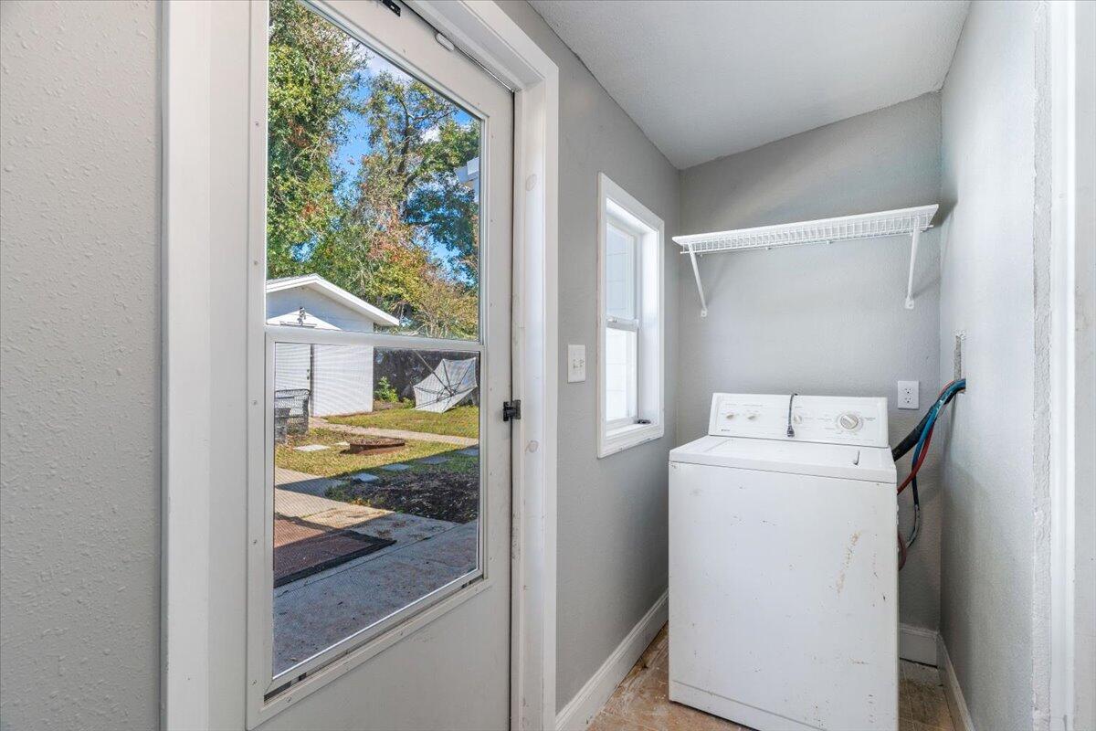 OAKLAND HEIGHTS - Residential