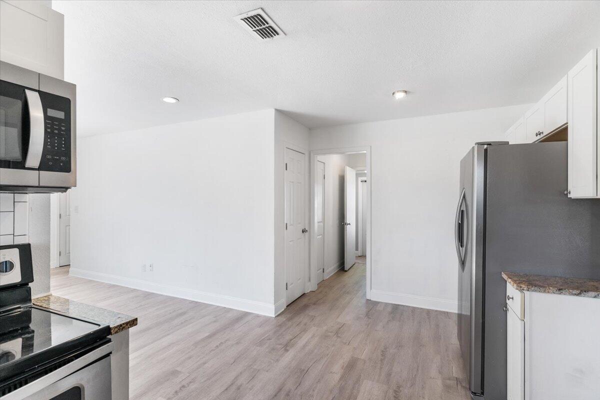 OAKLAND HEIGHTS - Residential