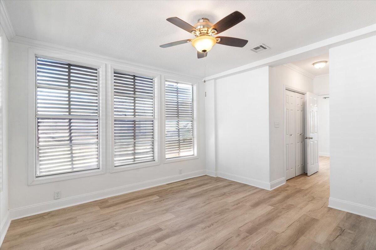 OAKLAND HEIGHTS - Residential