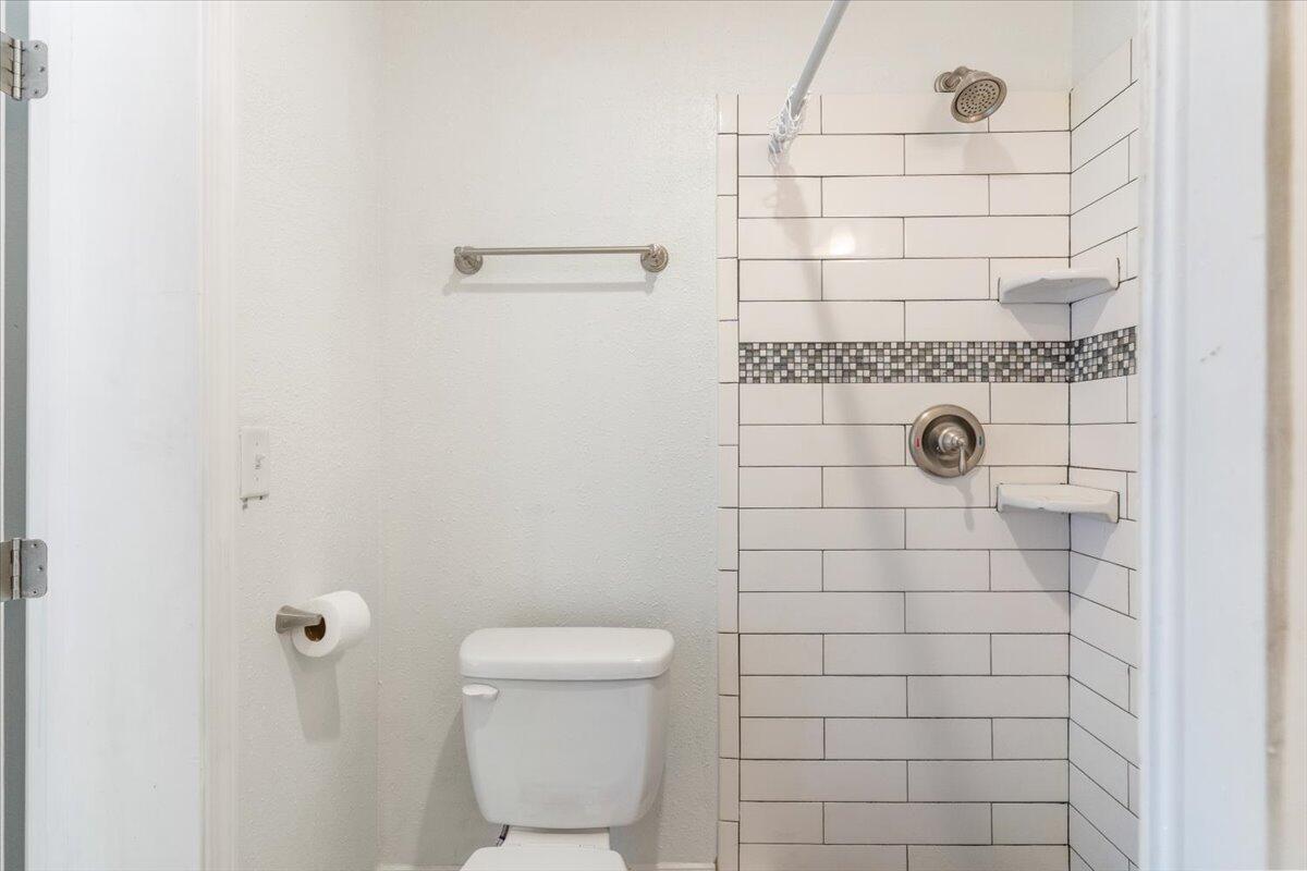 OAKLAND HEIGHTS - Residential