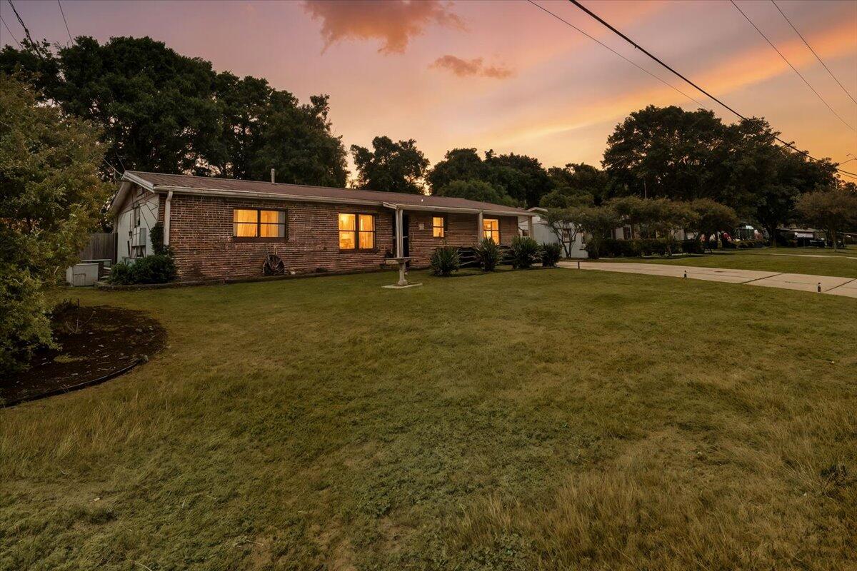 OAKLAND HEIGHTS - Residential