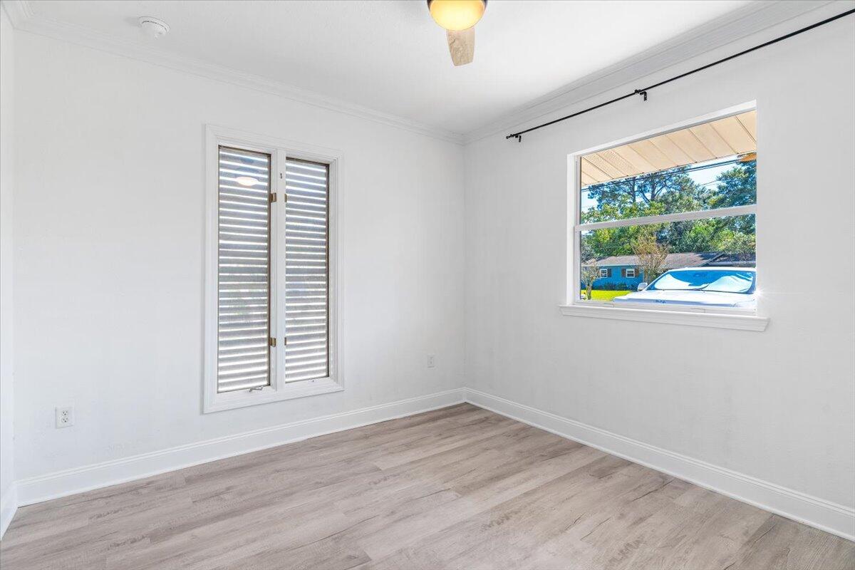 OAKLAND HEIGHTS - Residential