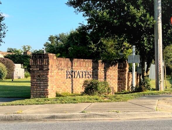 EAU CLAIRE ESTATES - Residential