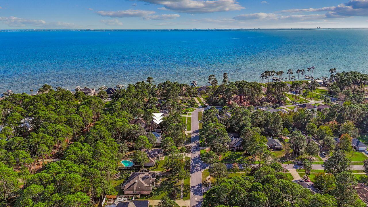 DANA POINTE - Residential