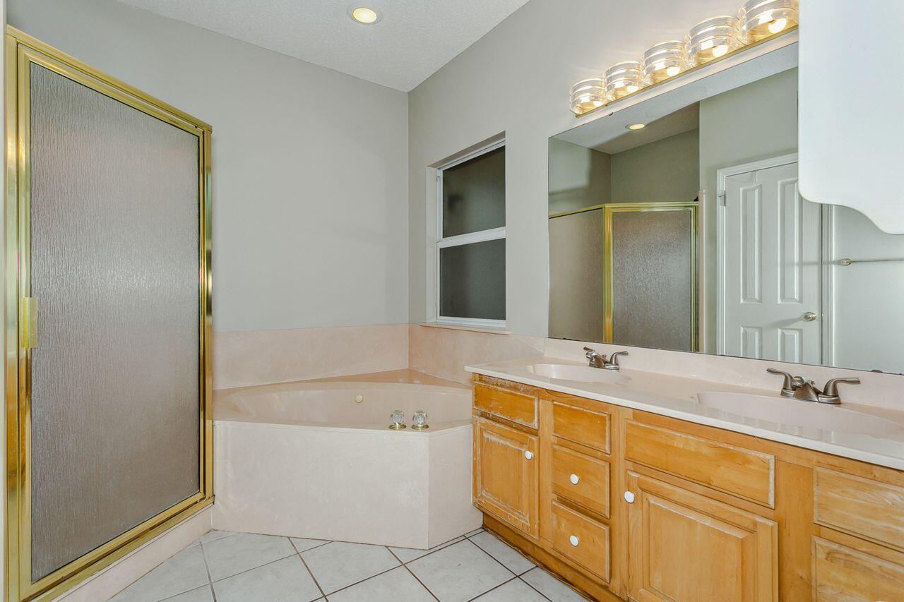 DANA POINTE - Residential