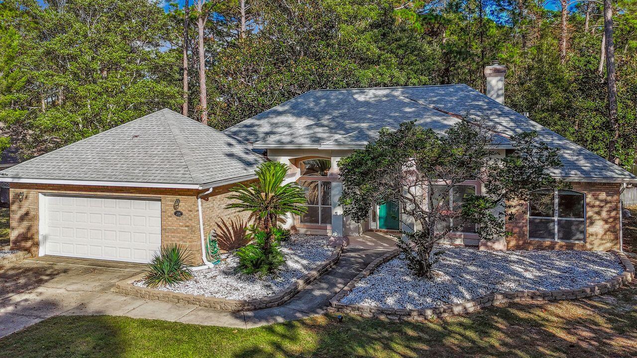 DANA POINTE - Residential