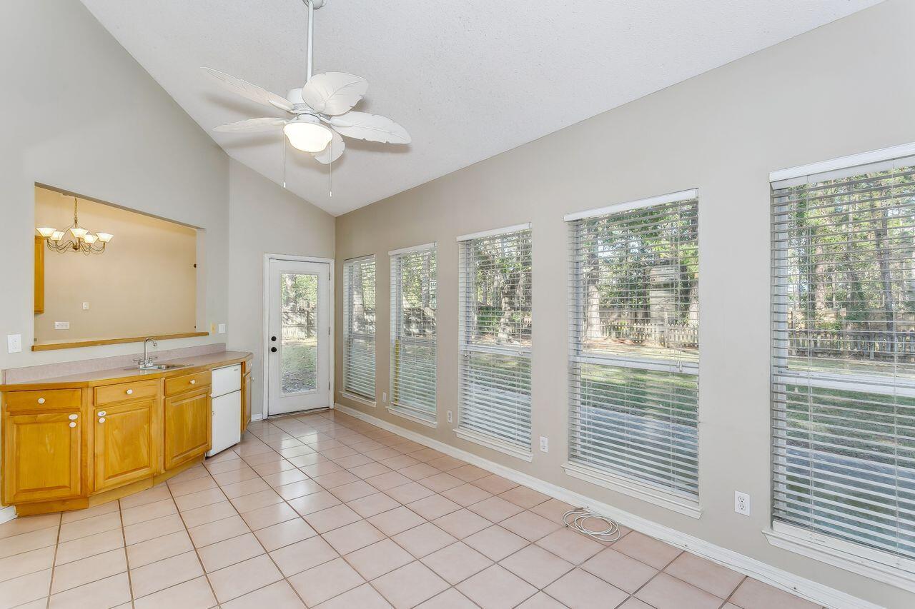 DANA POINTE - Residential