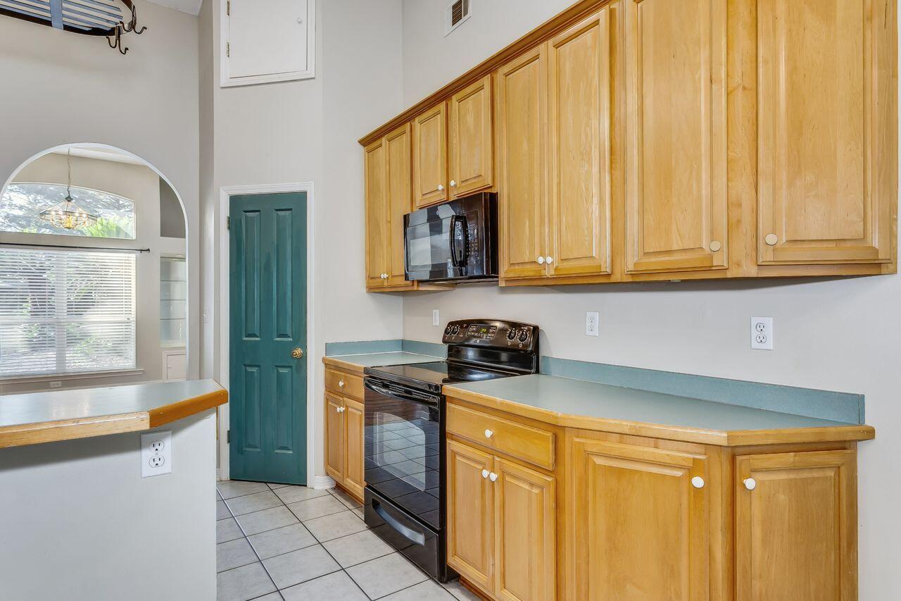 DANA POINTE - Residential