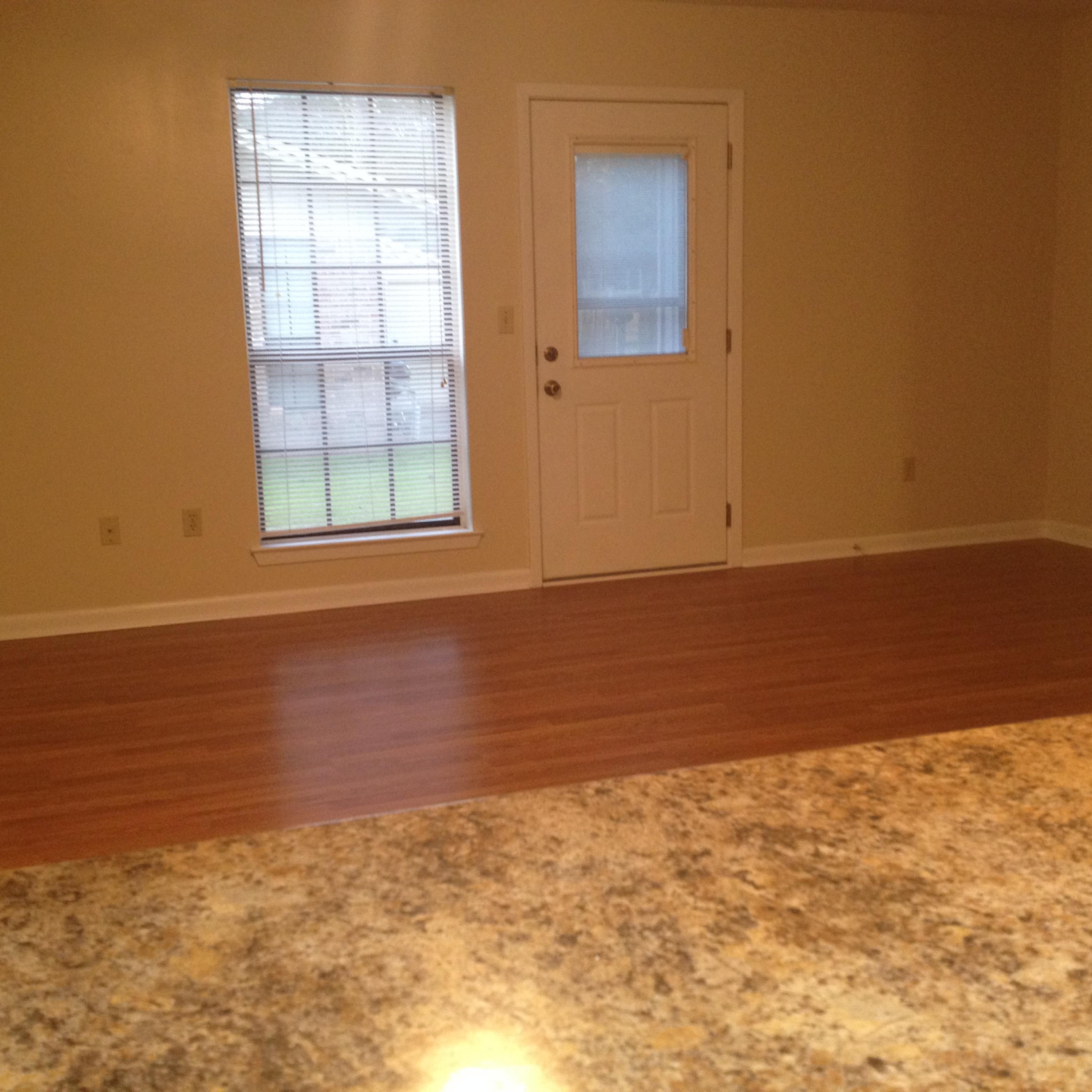 VIKING MANOR PH 1 - Residential Lease