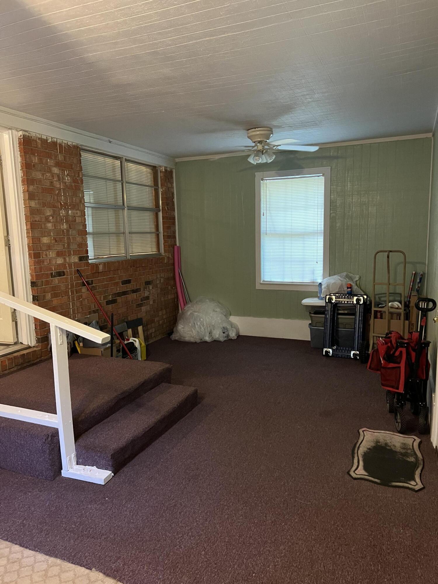 CRESTVIEW - Residential