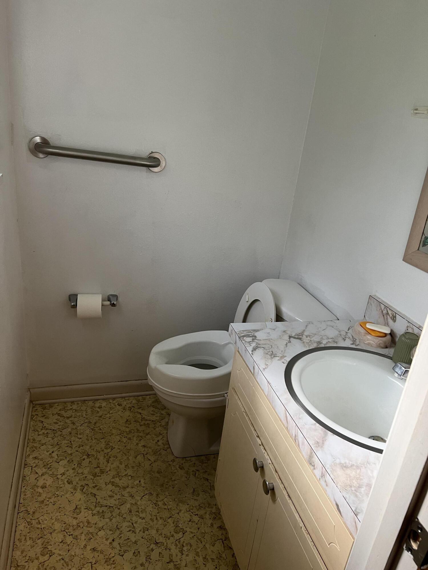 CRESTVIEW - Residential