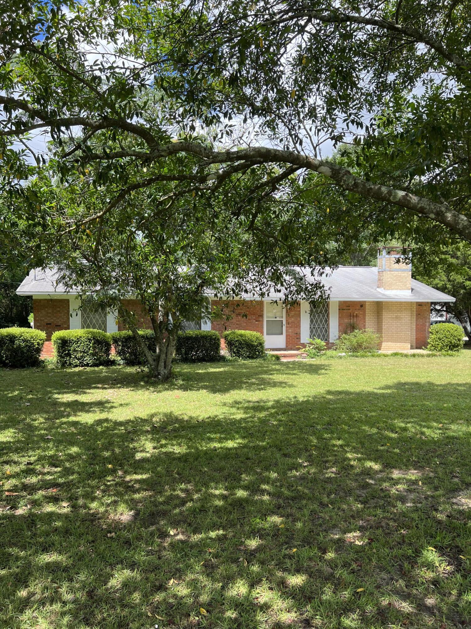 CRESTVIEW - Residential