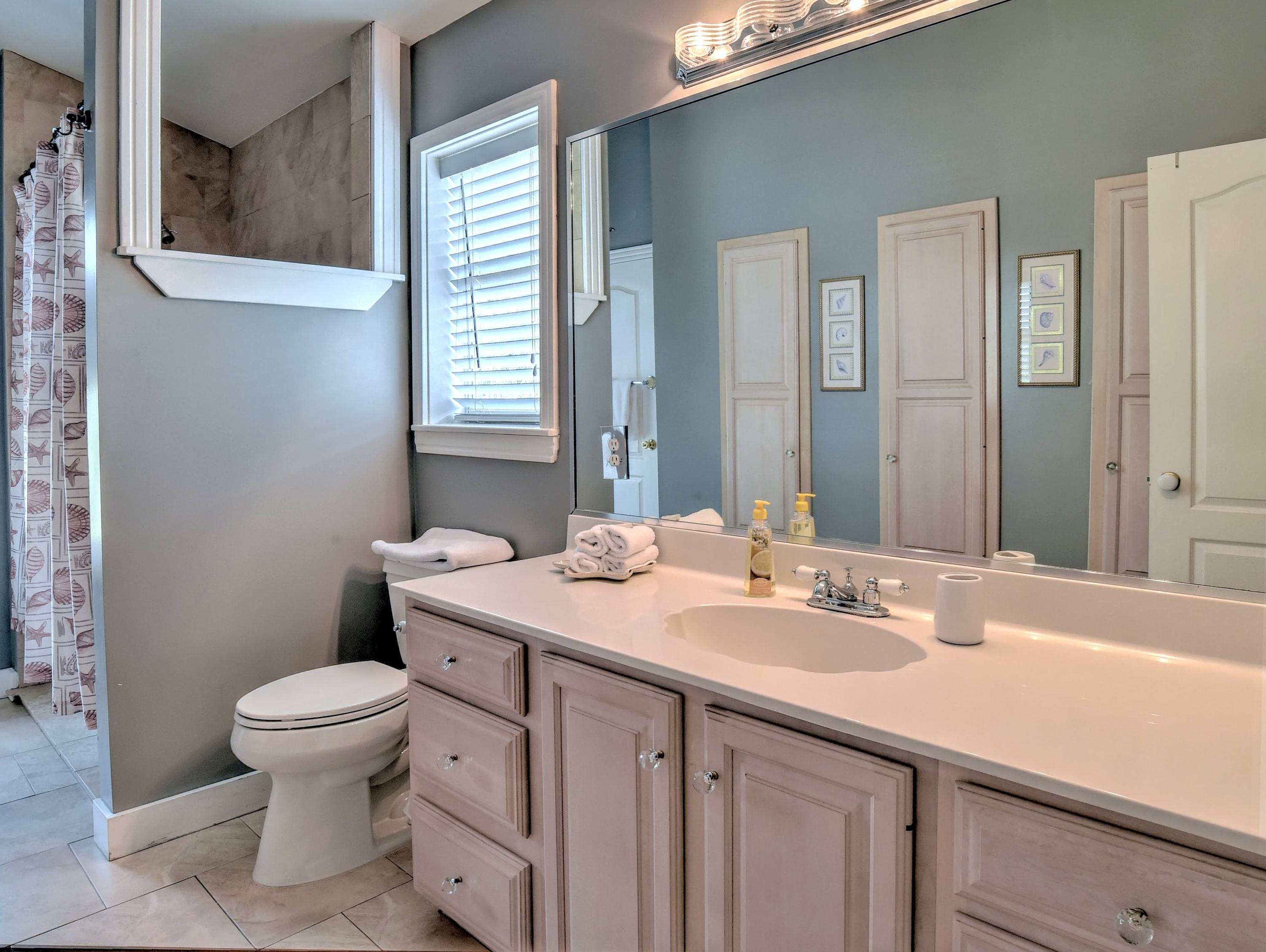 CRYSTAL BEACH - Residential