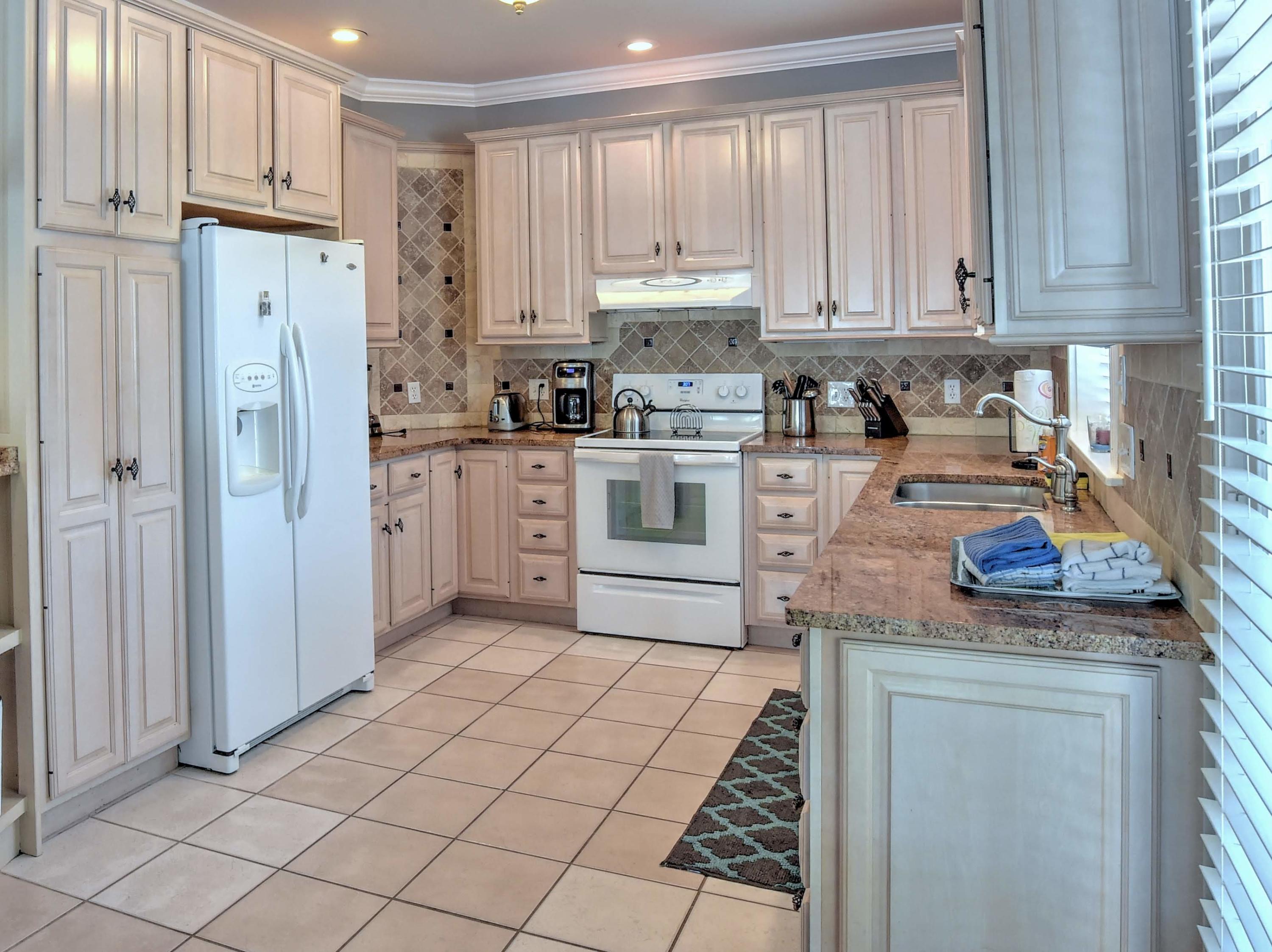 CRYSTAL BEACH - Residential