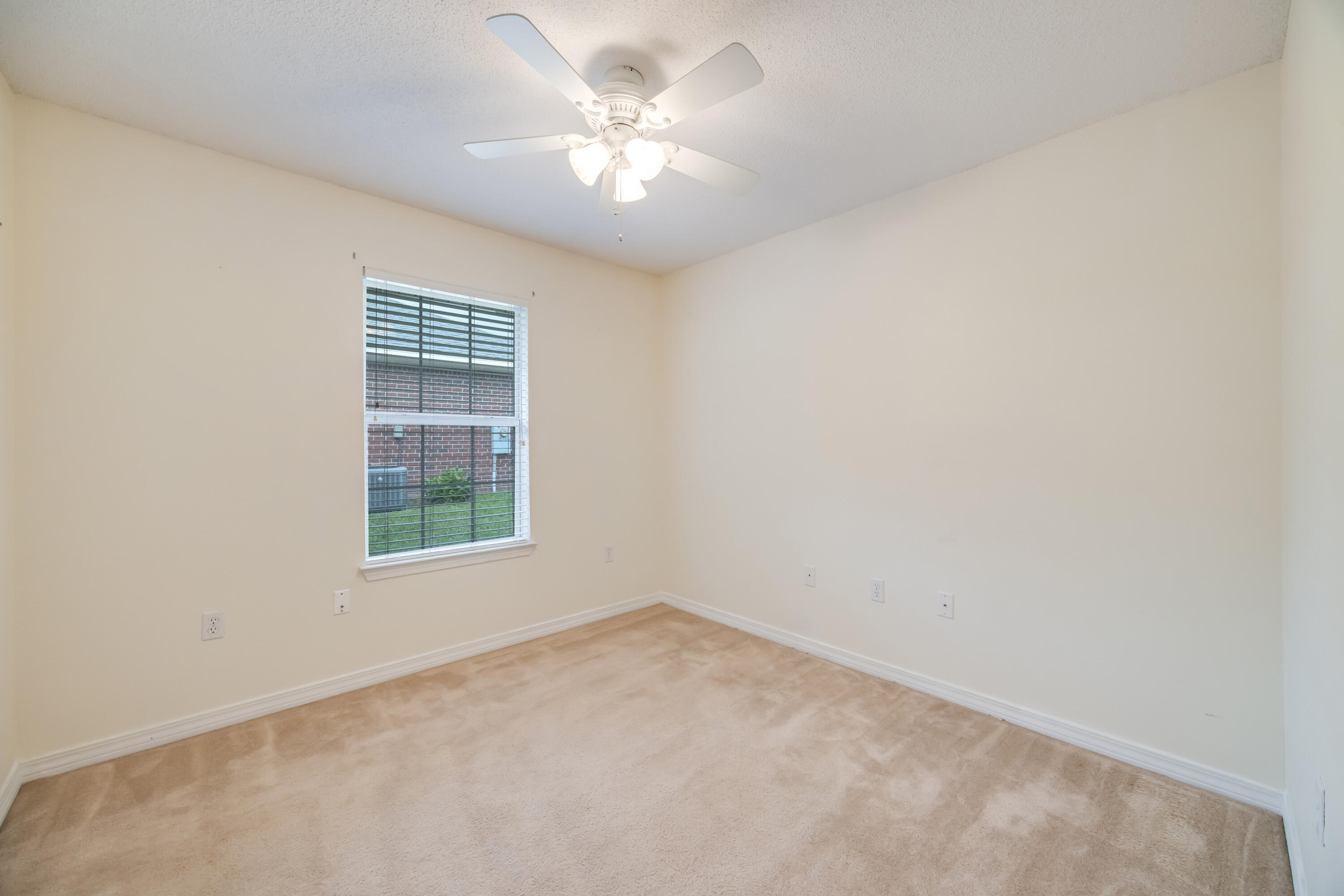 LEE FARMS PH I - Residential