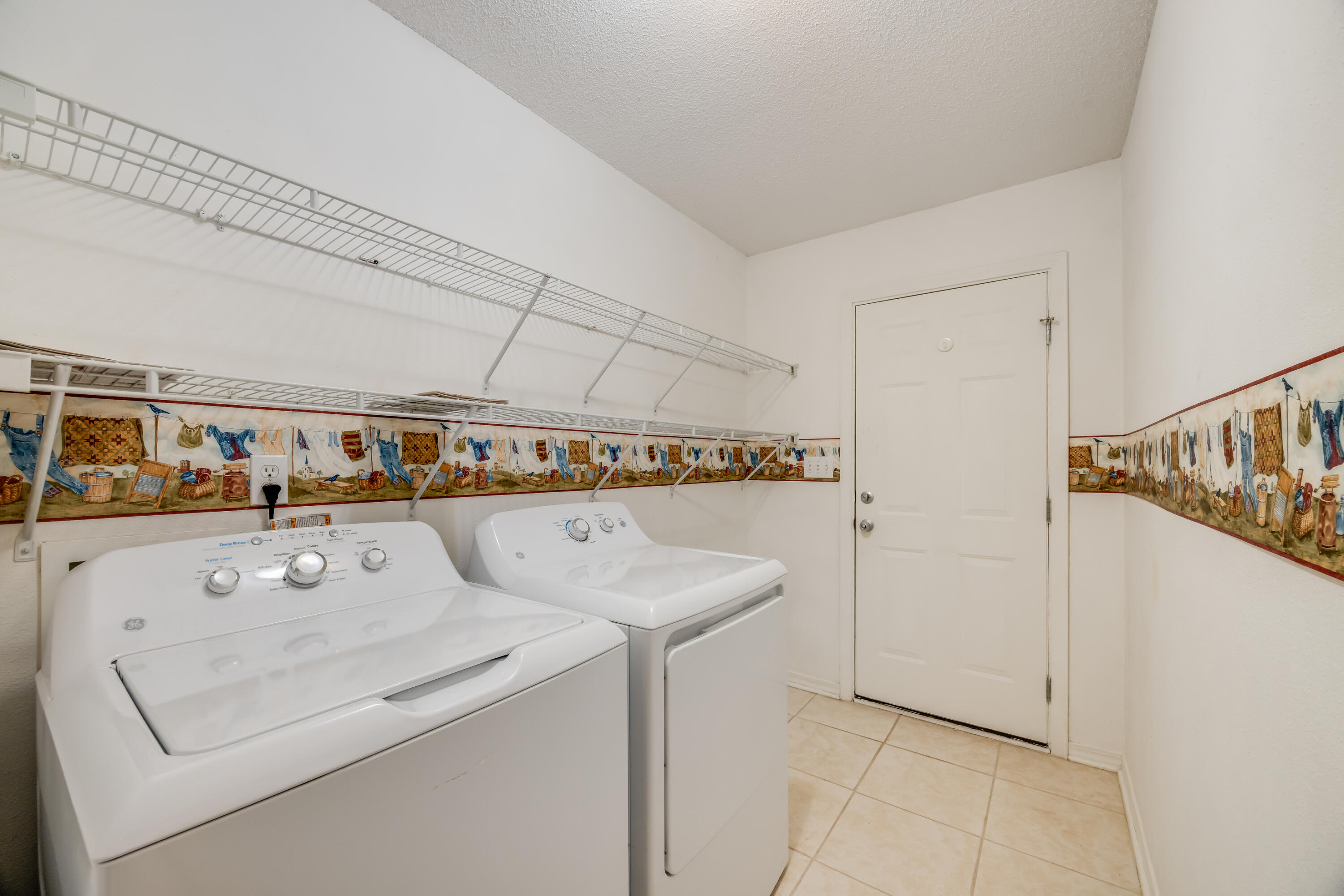 LEE FARMS PH I - Residential