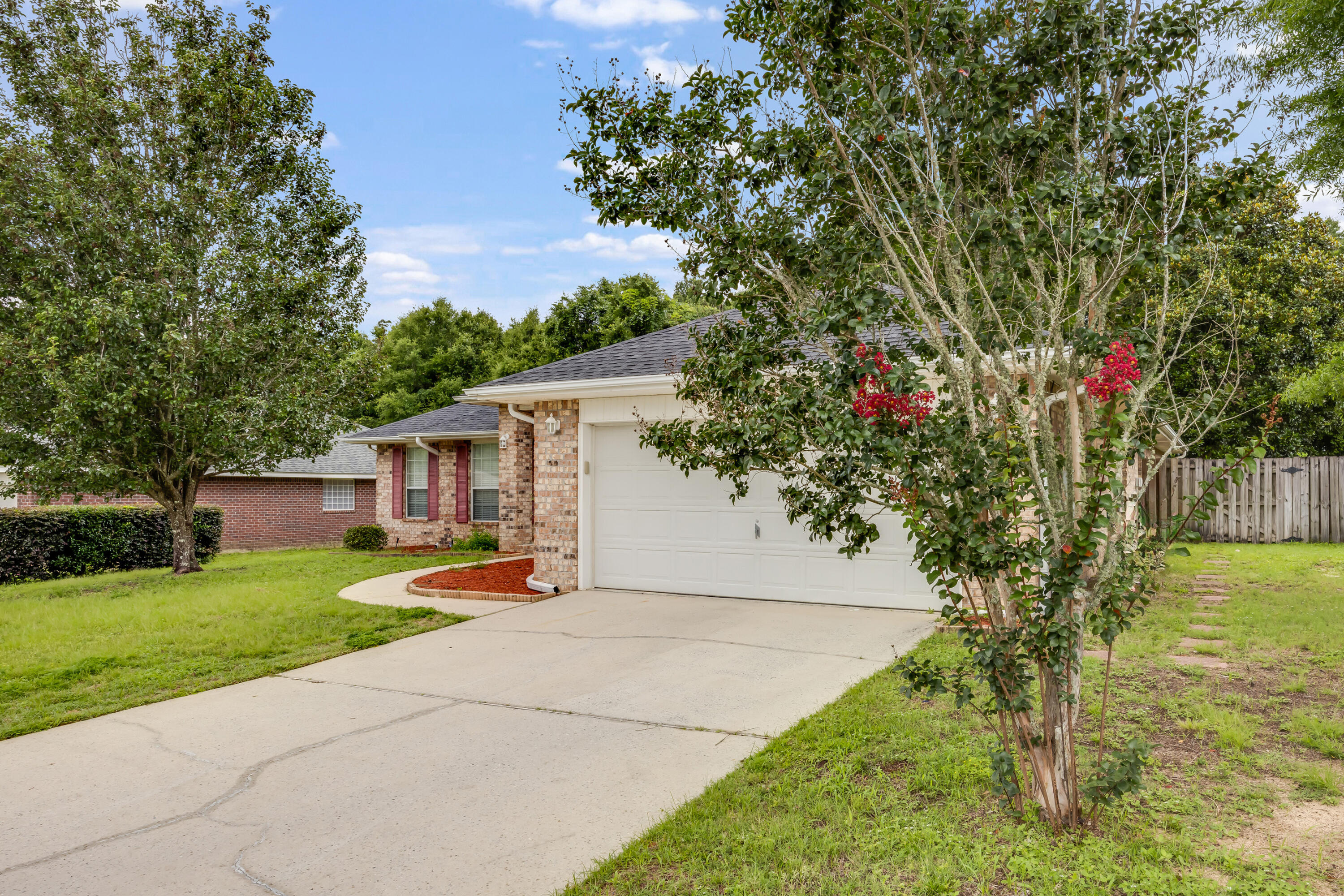 LEE FARMS PH I - Residential