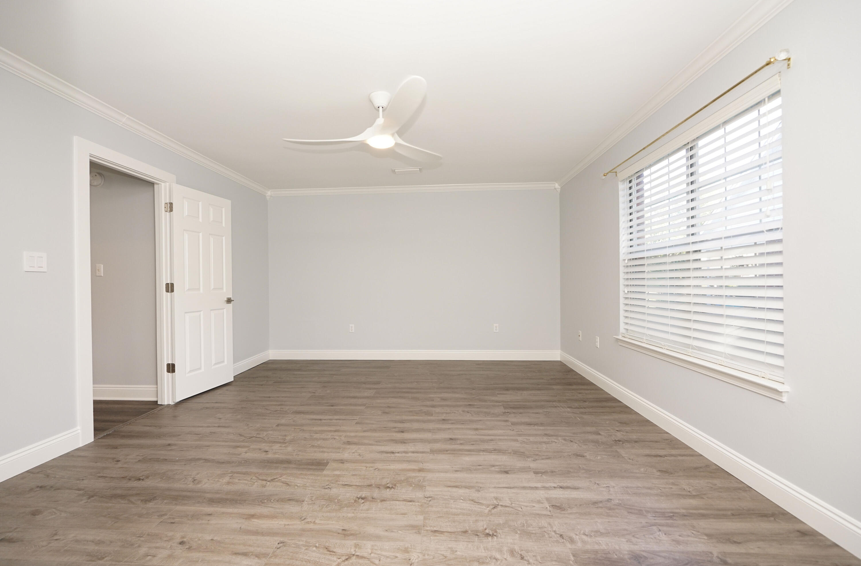 PARKWOOD ESTATES PH 5 - Residential Lease