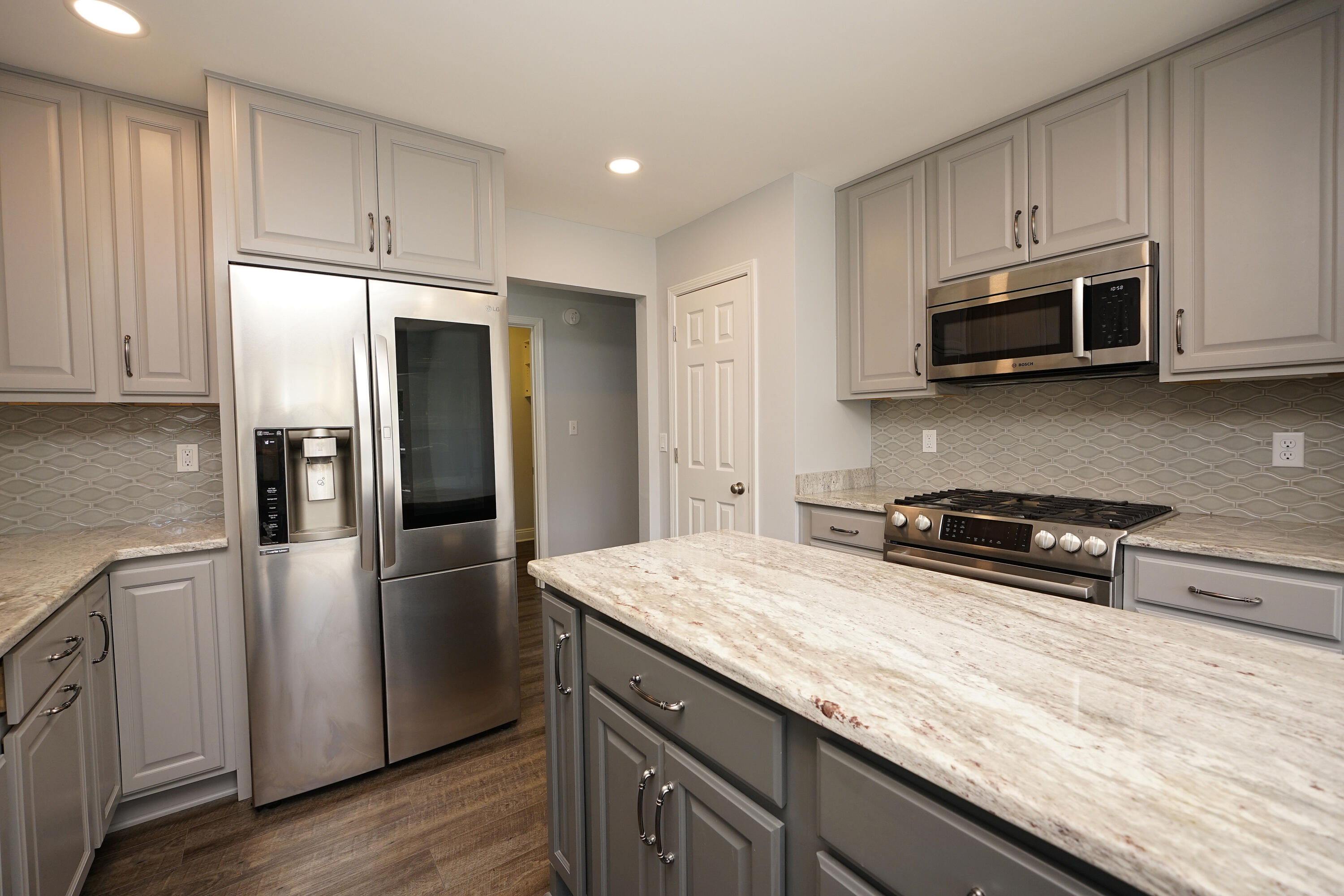PARKWOOD ESTATES PH 5 - Residential Lease