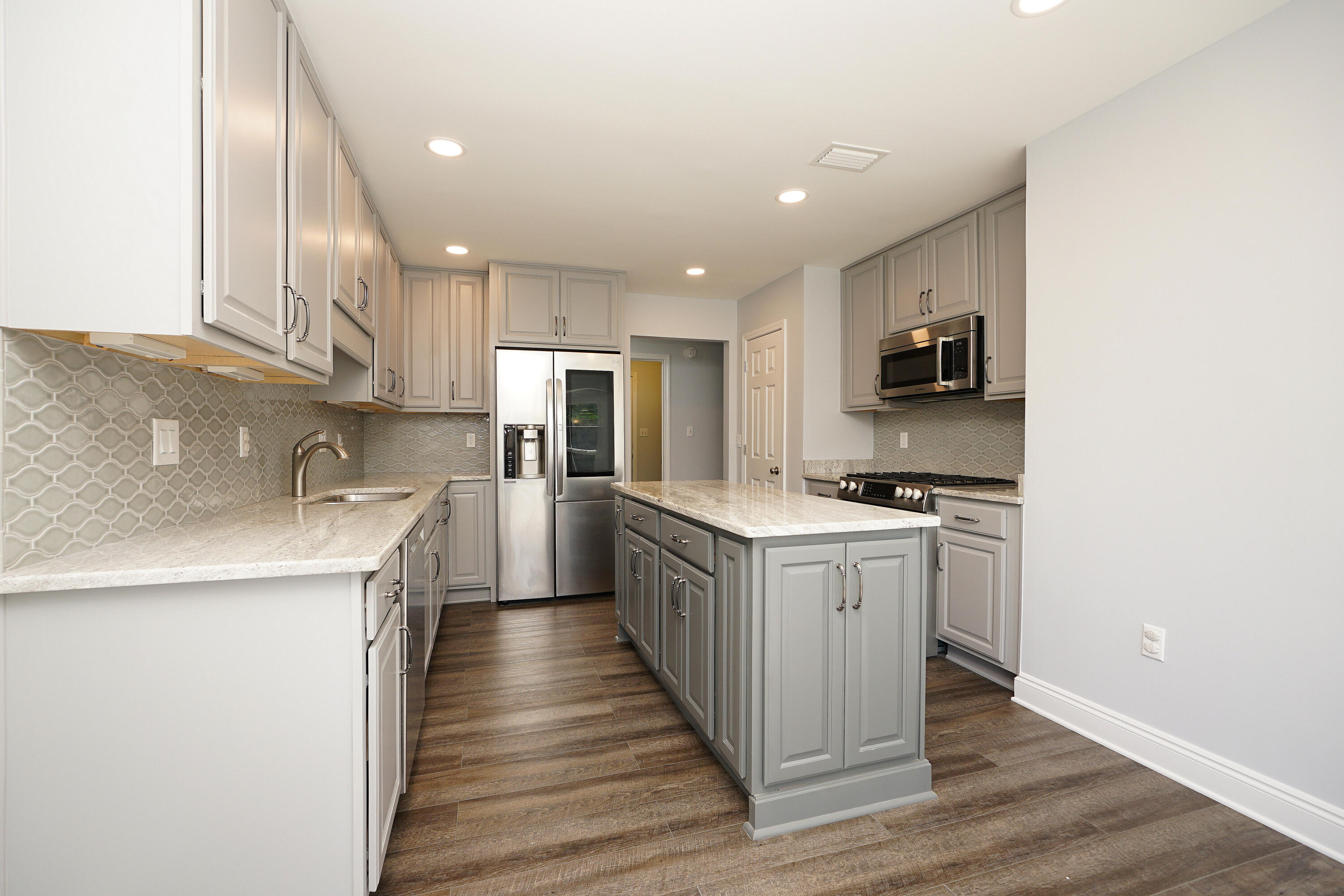 PARKWOOD ESTATES PH 5 - Residential Lease