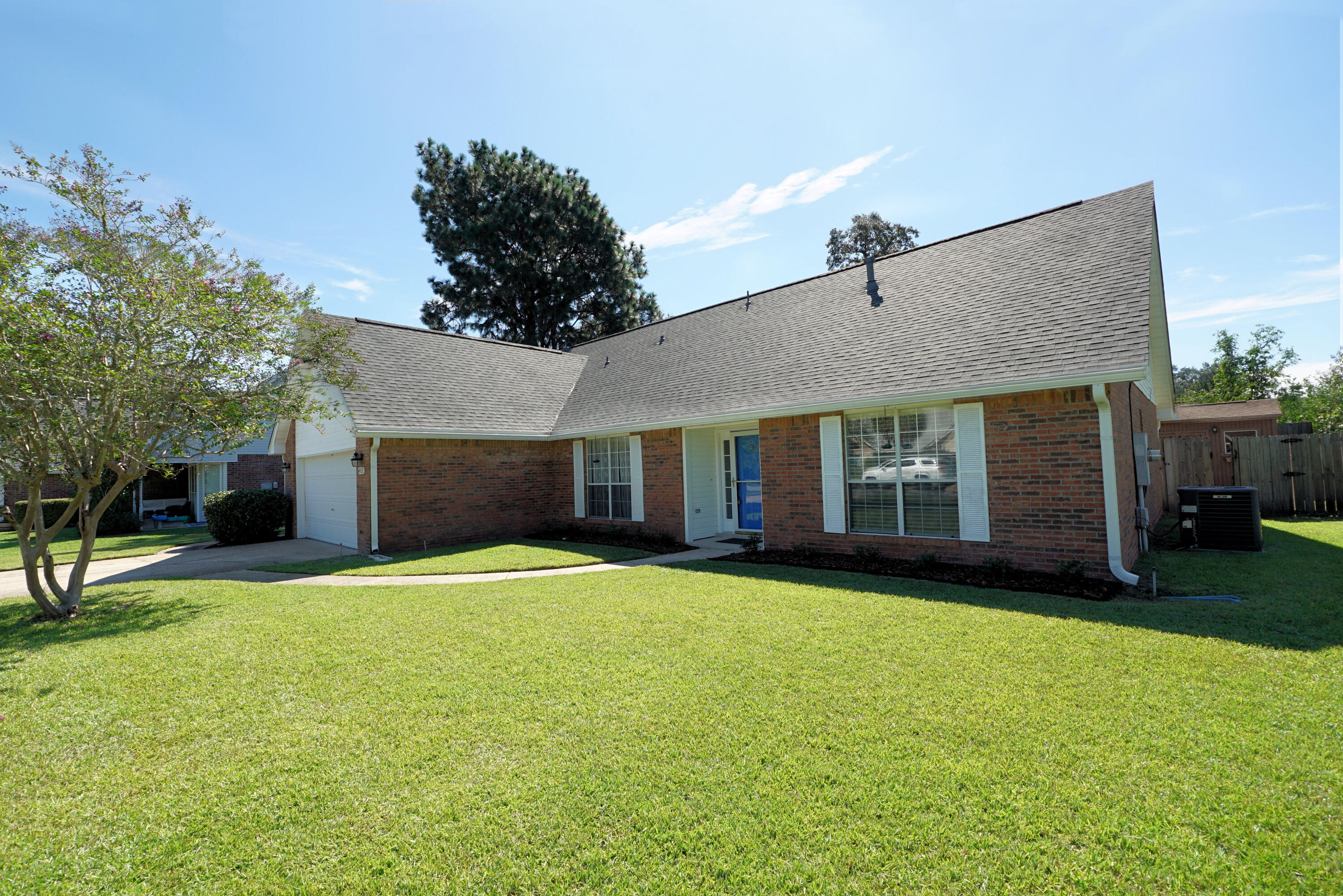 PARKWOOD ESTATES PH 5 - Residential Lease