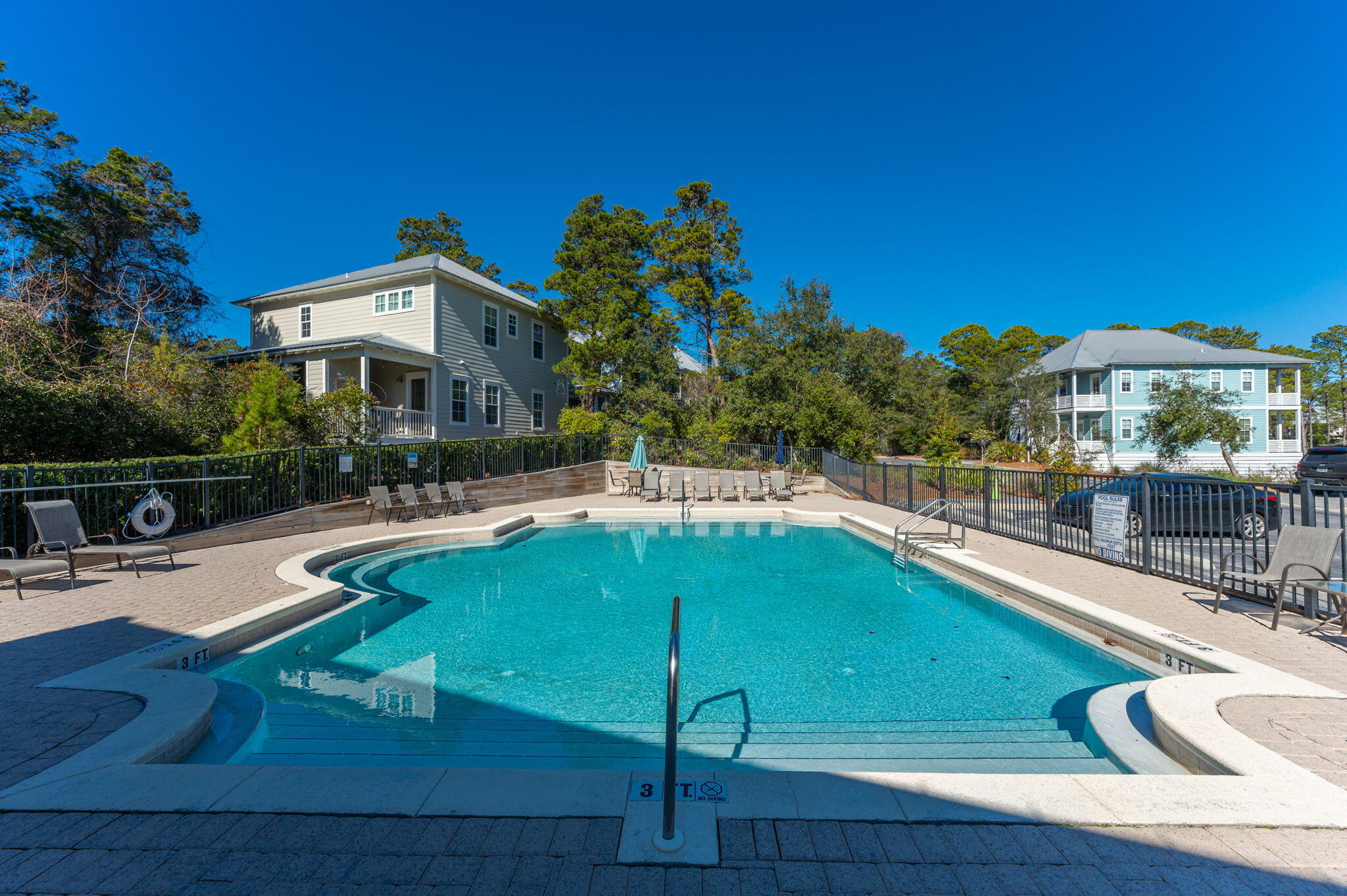 LAKESIDE AT BLUE MOUNTAIN BEACH - Residential