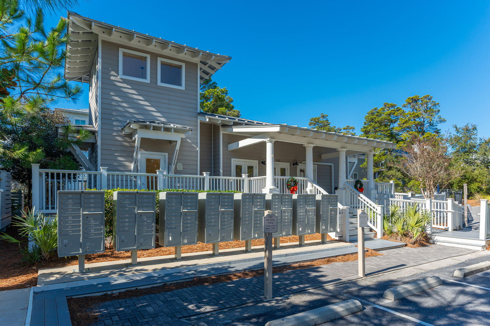 LAKESIDE AT BLUE MOUNTAIN BEACH - Residential