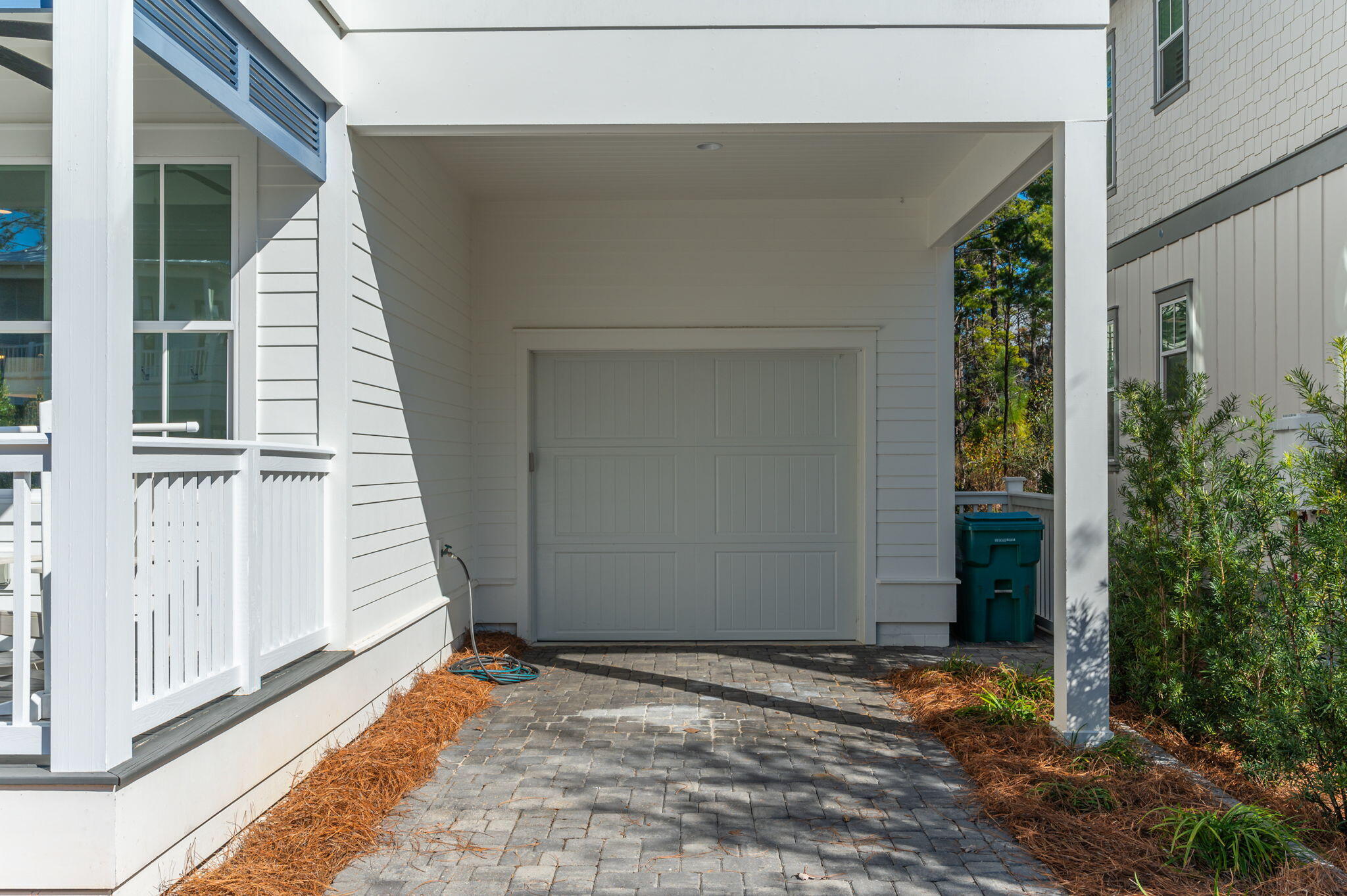 LAKESIDE AT BLUE MOUNTAIN BEACH - Residential