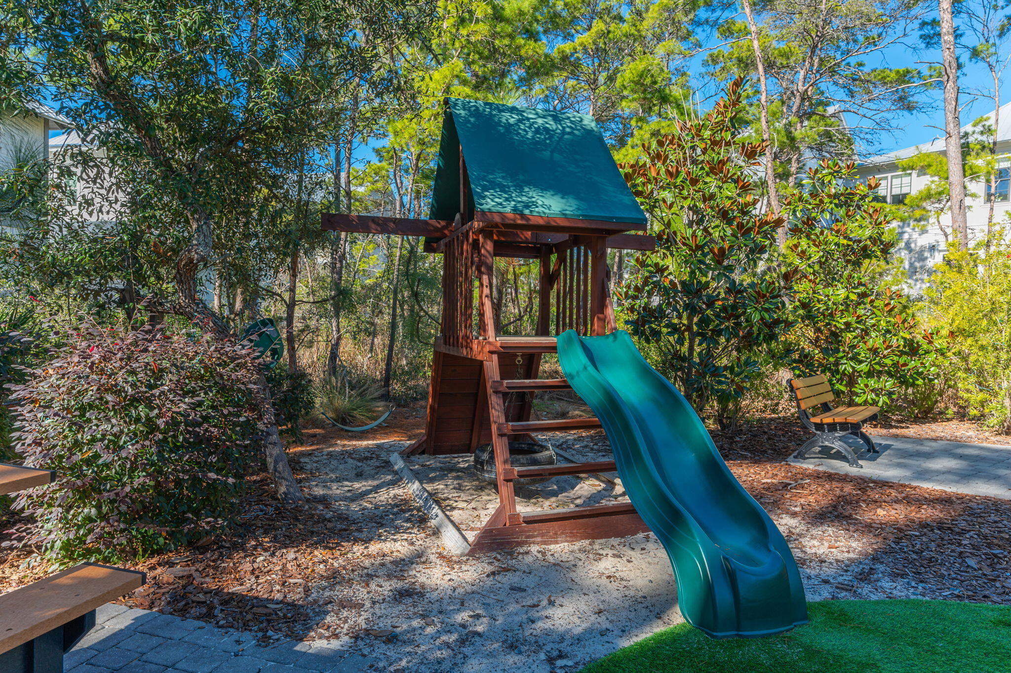 LAKESIDE AT BLUE MOUNTAIN BEACH - Residential