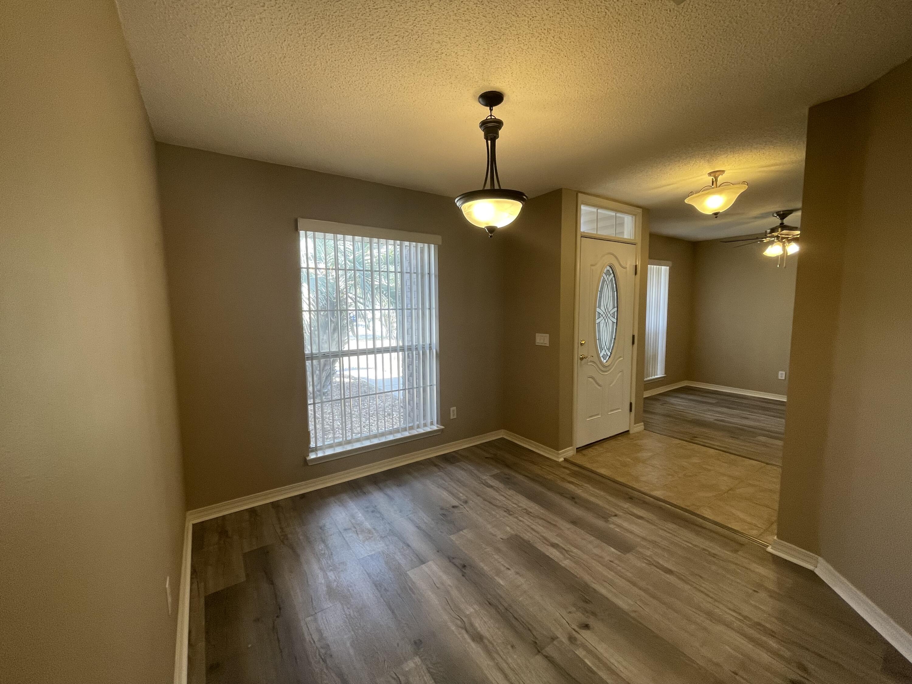 ANTIOCH ESTATES S/D LOT 51 BLK A - Residential Lease