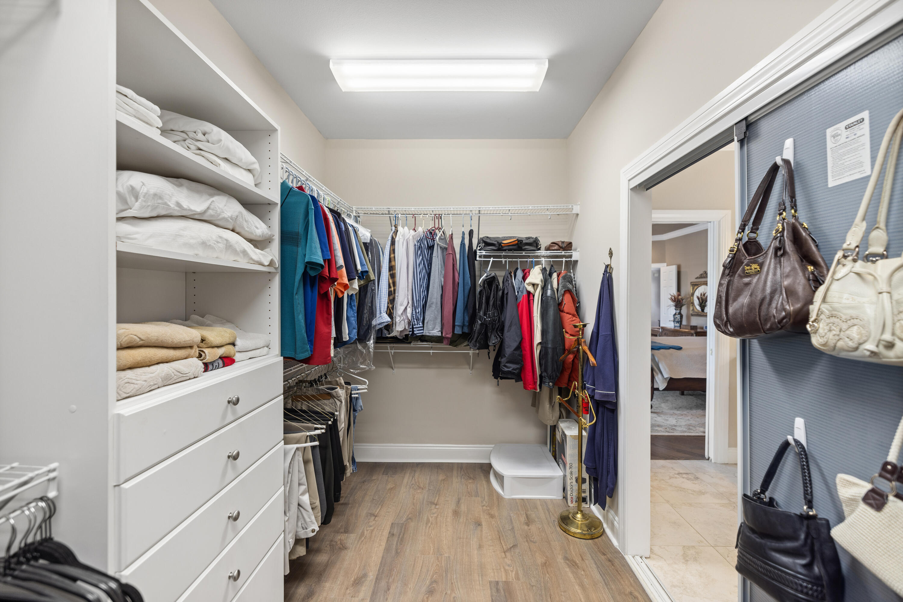 BAY PINE SHORES - Residential