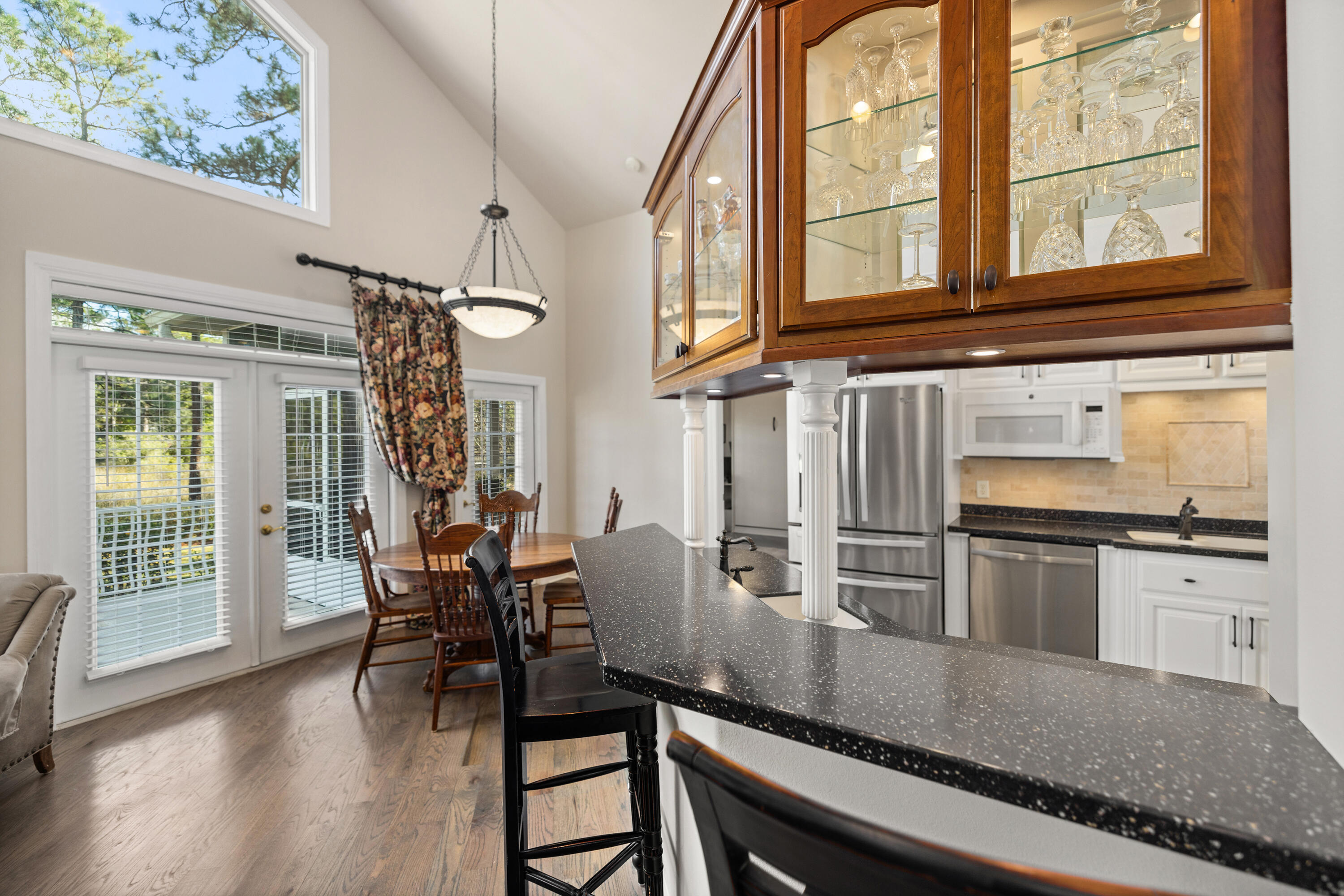 BAY PINE SHORES - Residential