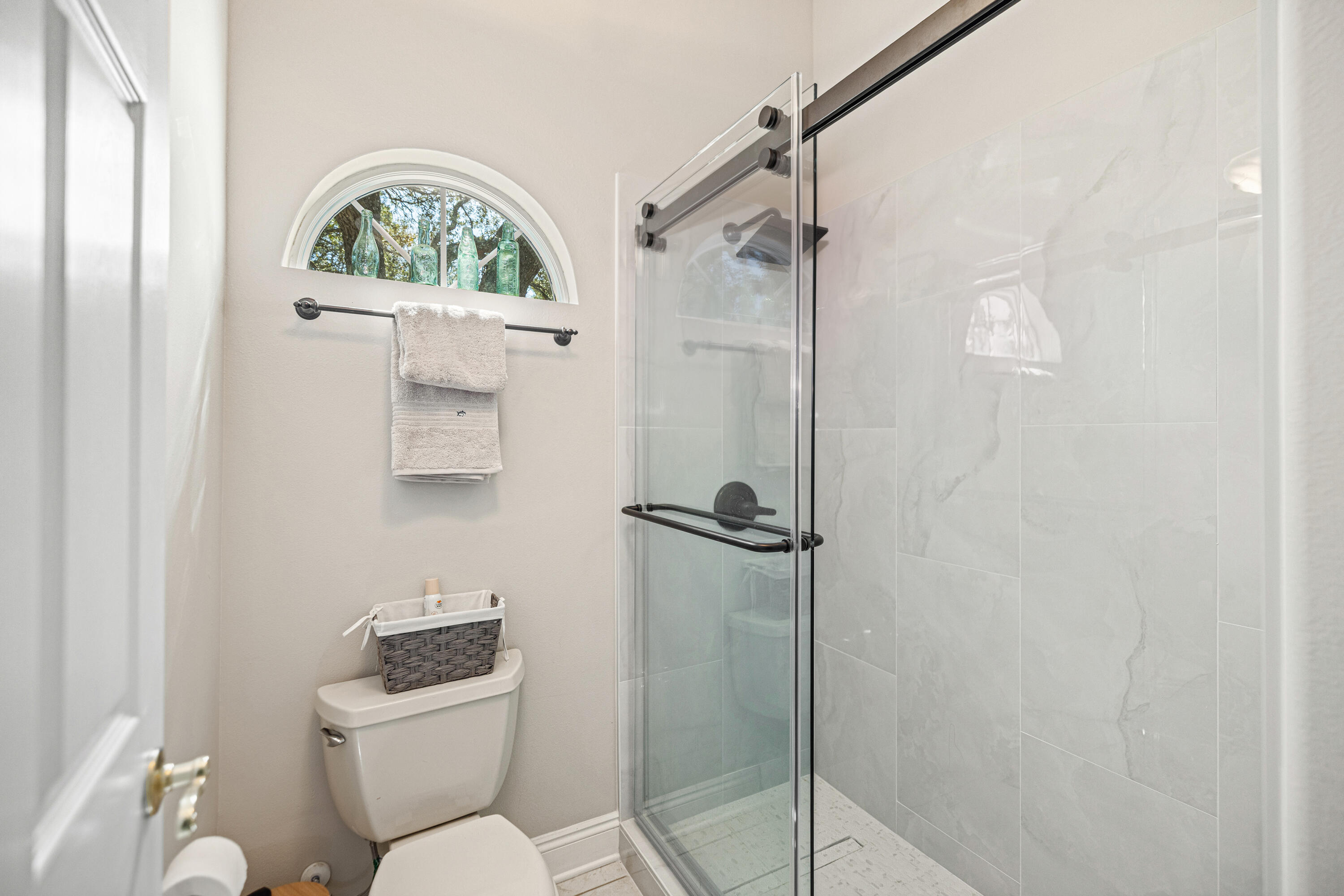 BAY PINE SHORES - Residential