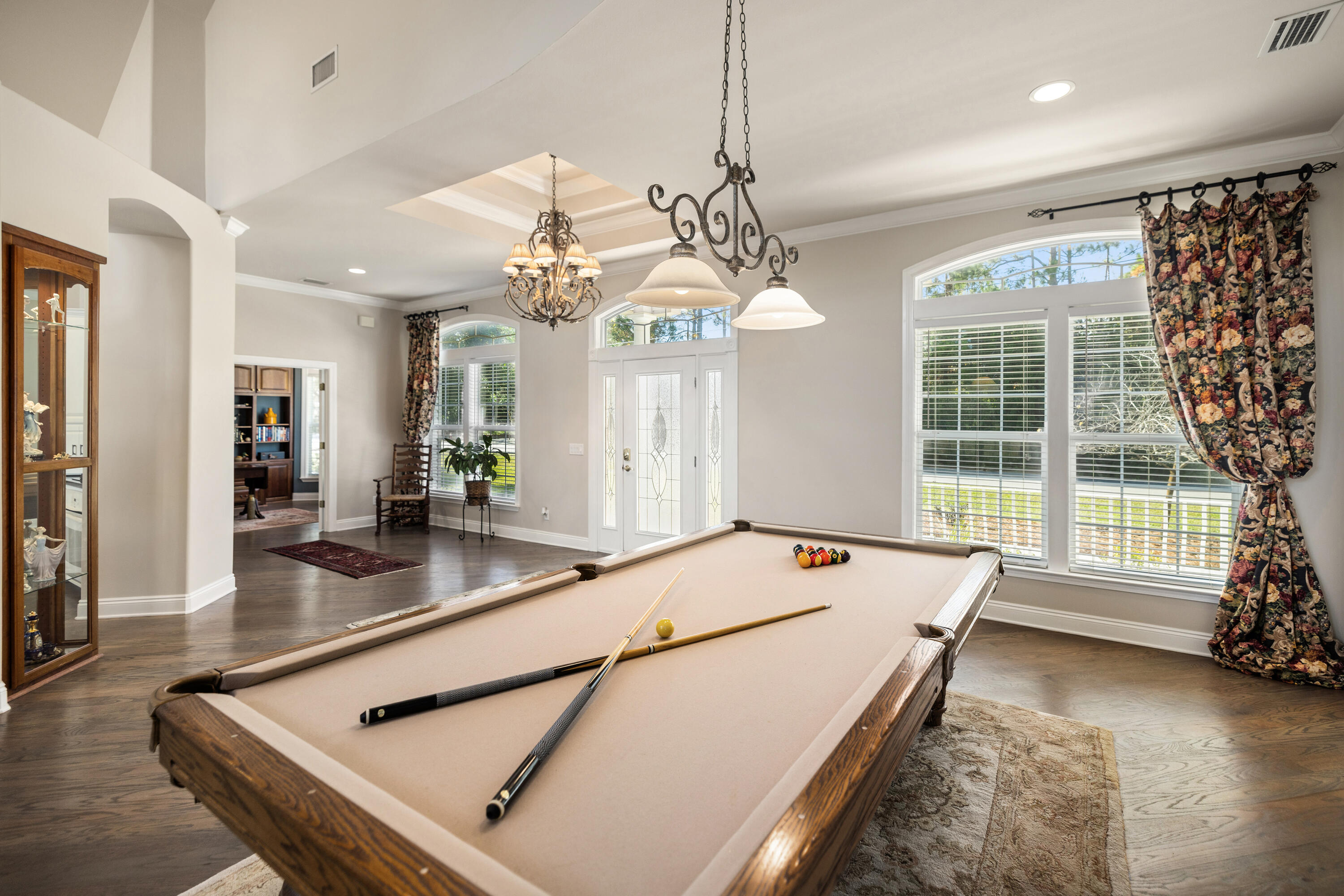 BAY PINE SHORES - Residential