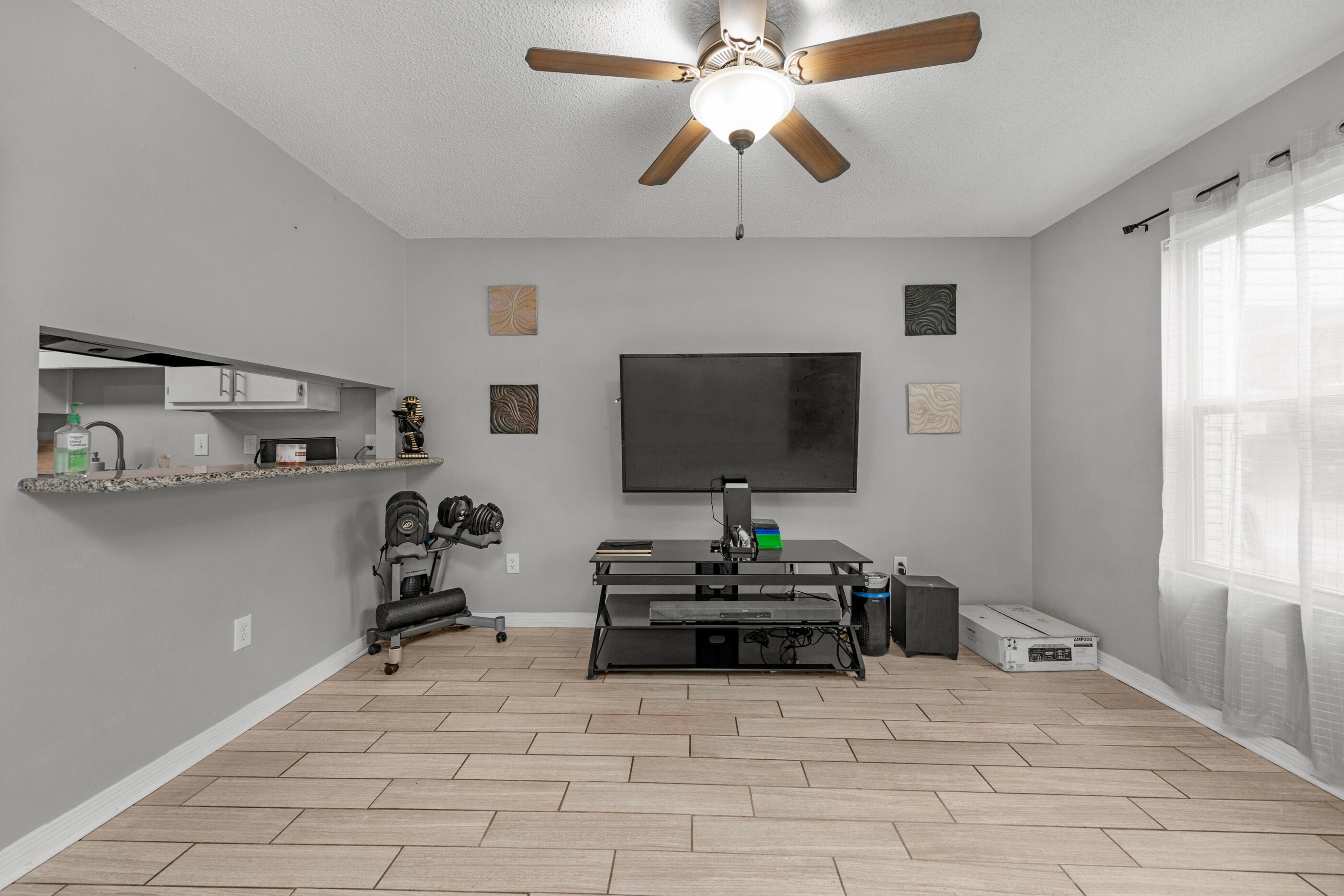 ROBSTON T/H - Residential