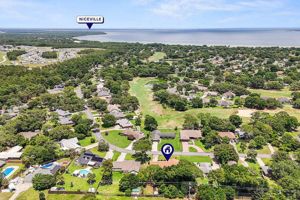 LAKE LORRAINE ESTATES 1 - Residential