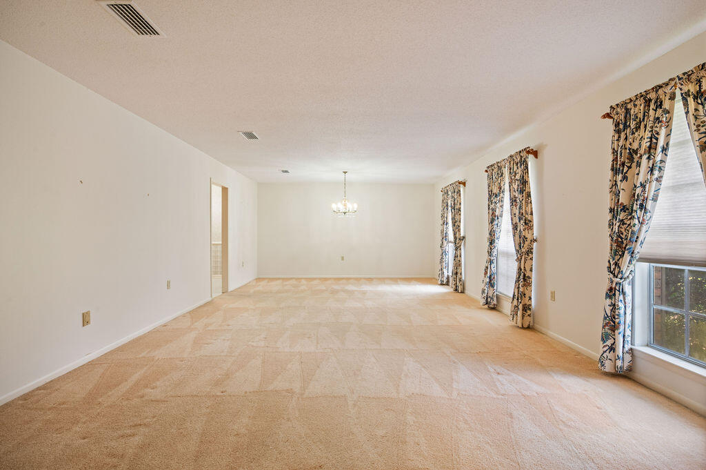 LAKE LORRAINE ESTATES 1 - Residential