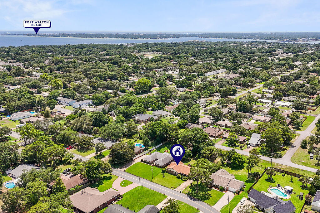 LAKE LORRAINE ESTATES 1 - Residential