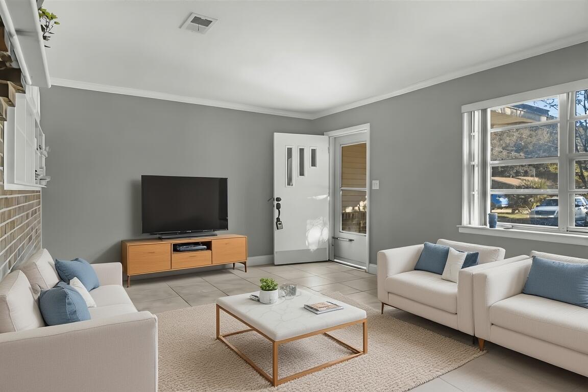 MIDPINES - Residential