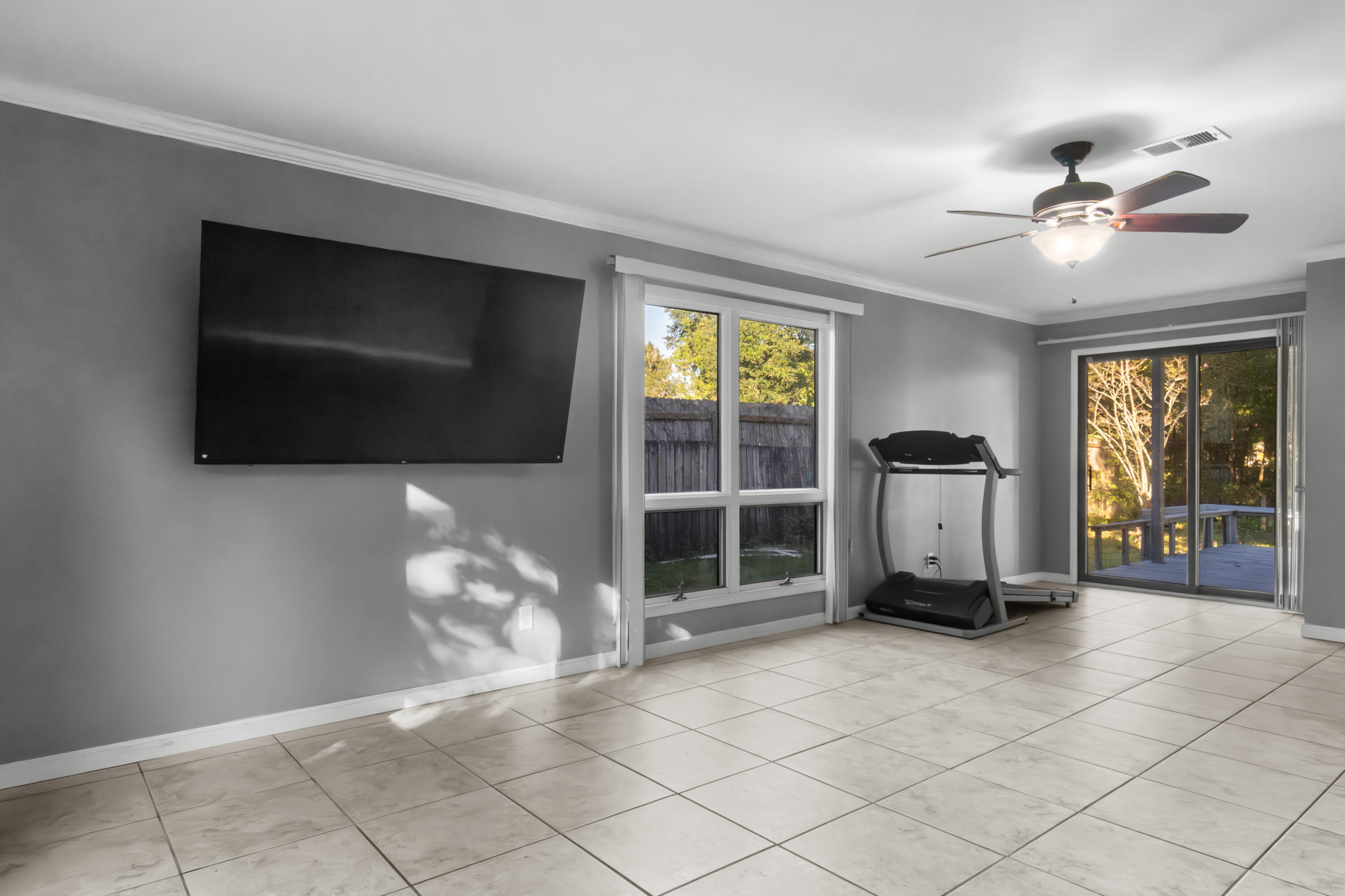 MIDPINES - Residential