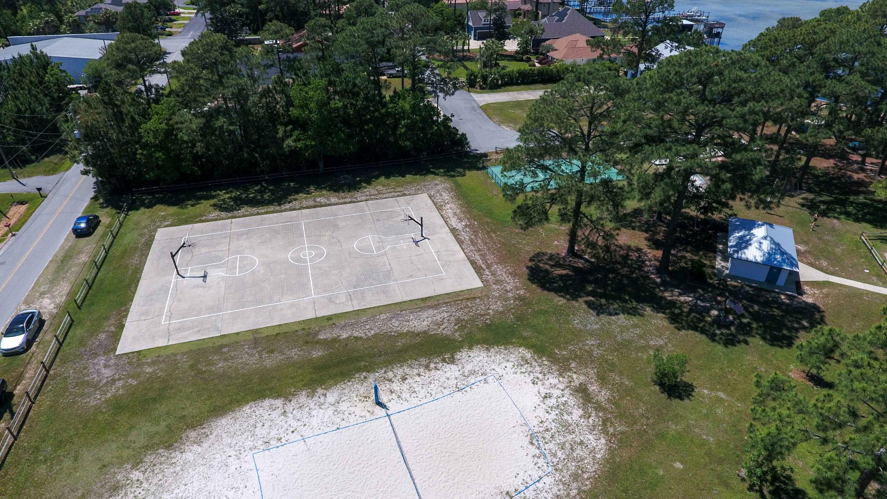 HOLIDAY SHORES ESTATES 2ND ADDN - Land