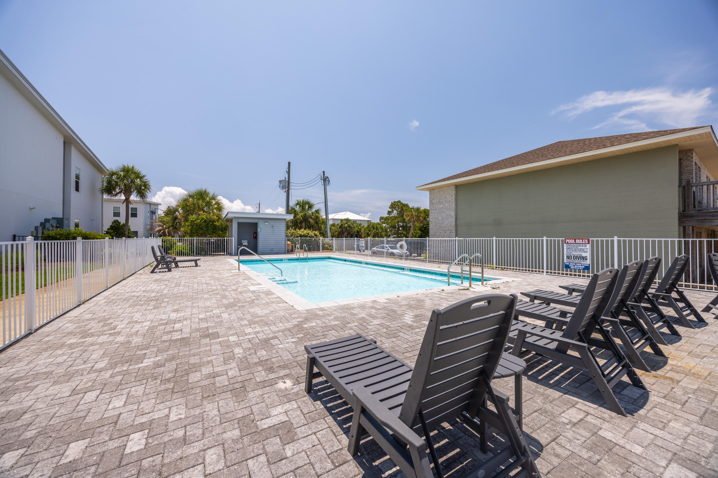 SOUNDSIDE LOFTS - Residential