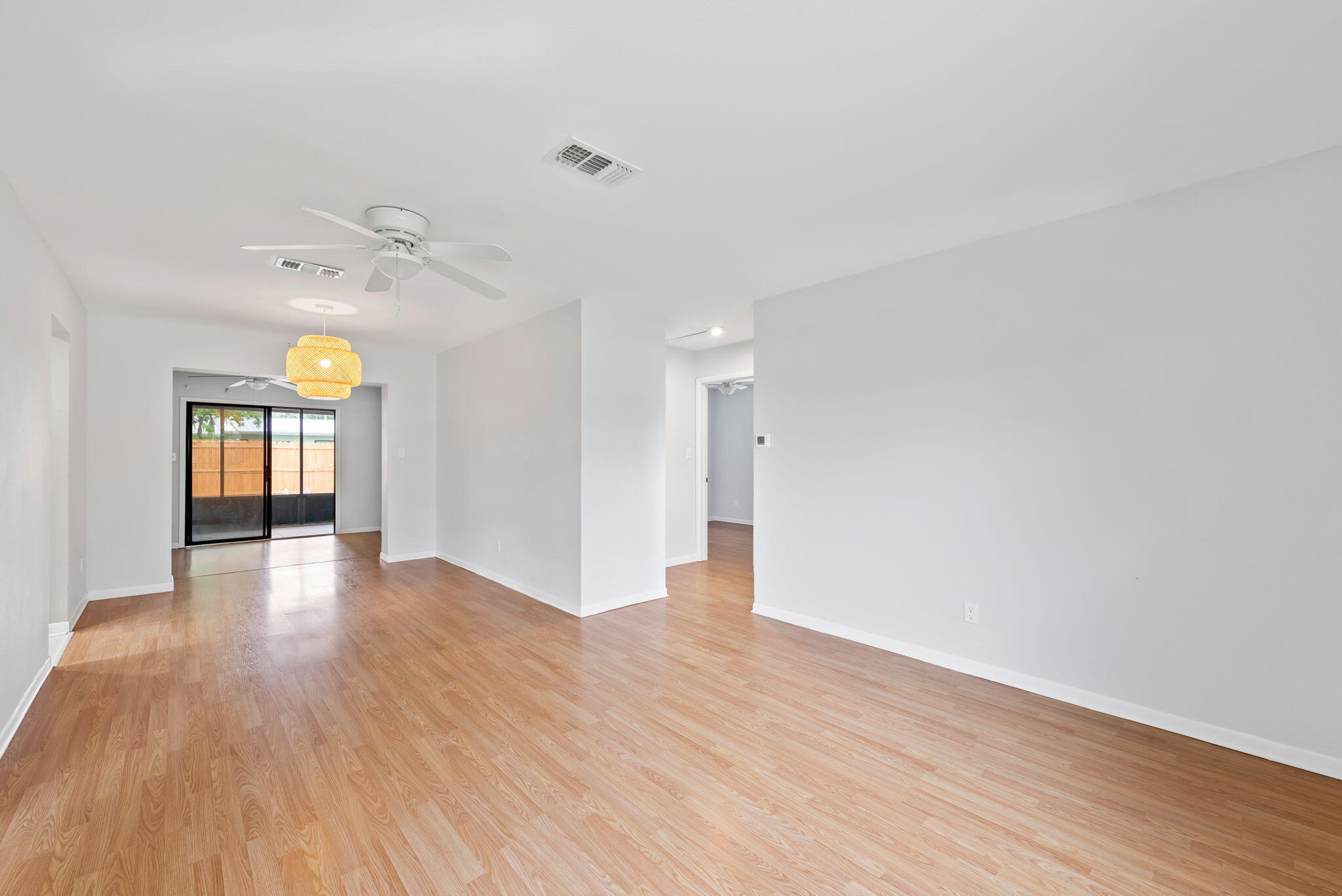 OAK TREE PARK - Residential