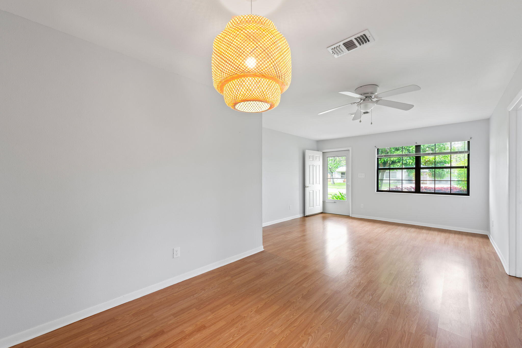 OAK TREE PARK - Residential
