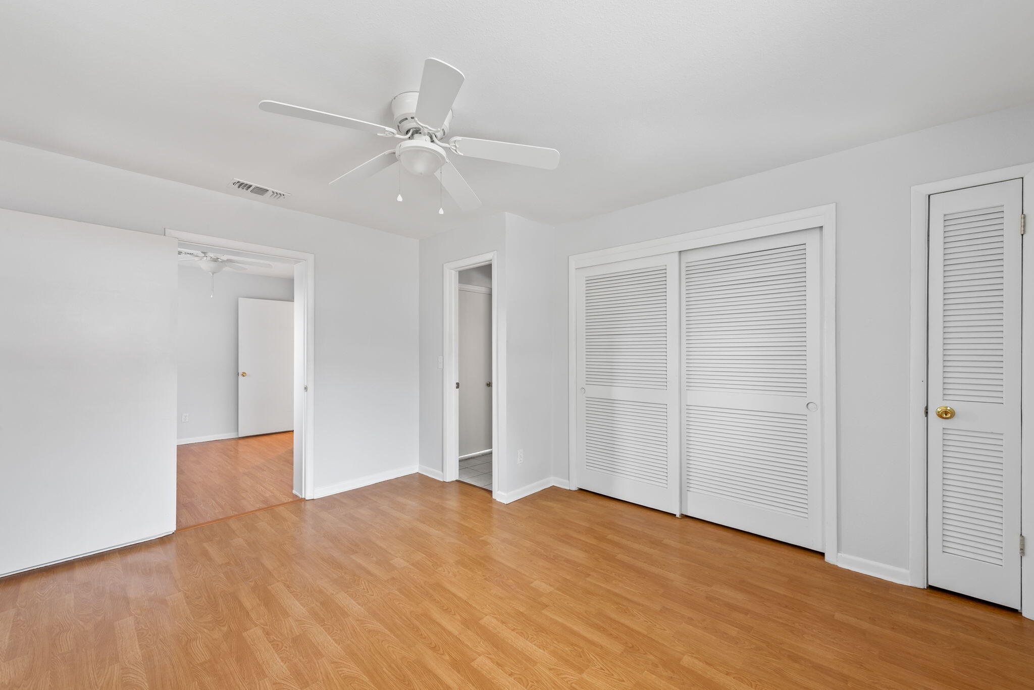 OAK TREE PARK - Residential